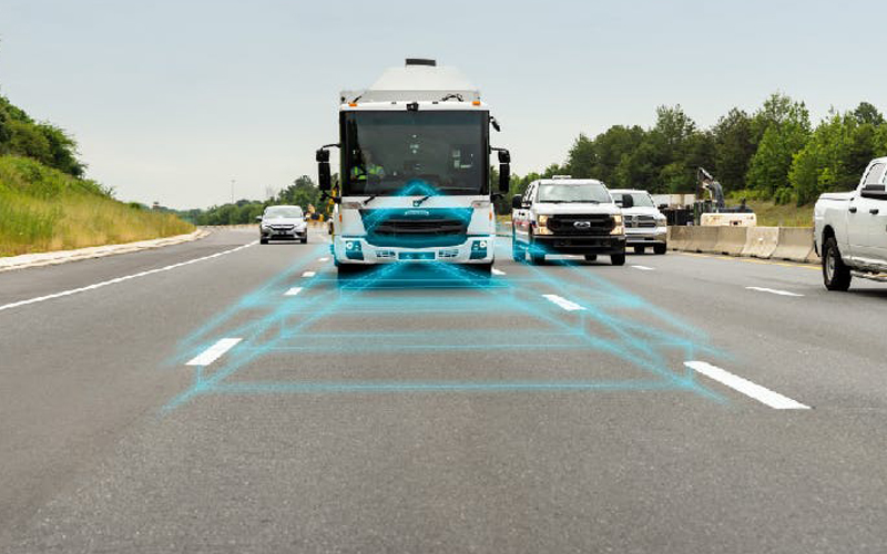 Freightliner EconicSD Freightliner EconicSD - image 2 of 6