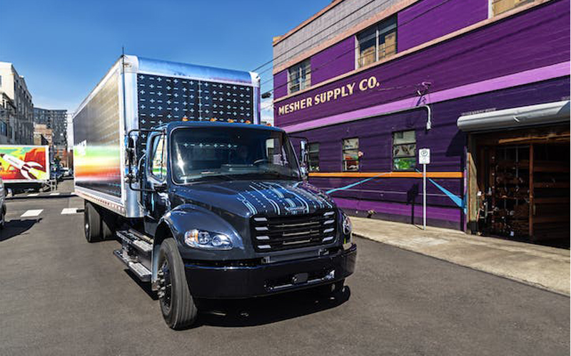 Freightliner eM2 em2-launch-blog-post-hero Freightliner eM2 em2-launch-blog-post-hero