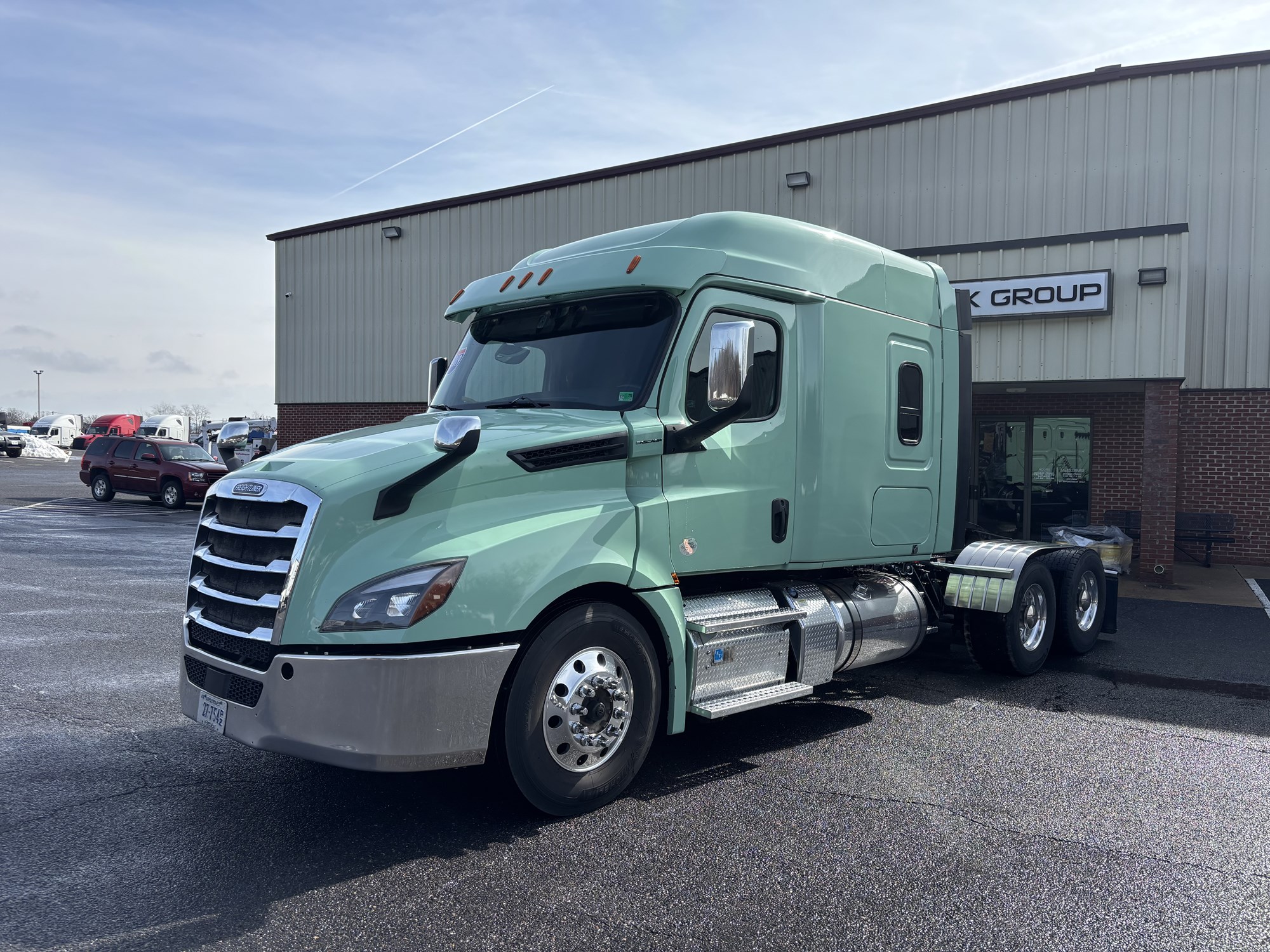 2019 FREIGHTLINER CASCADIA 126 2019 FREIGHTLINER CASCADIA 126 - image 1 of 6