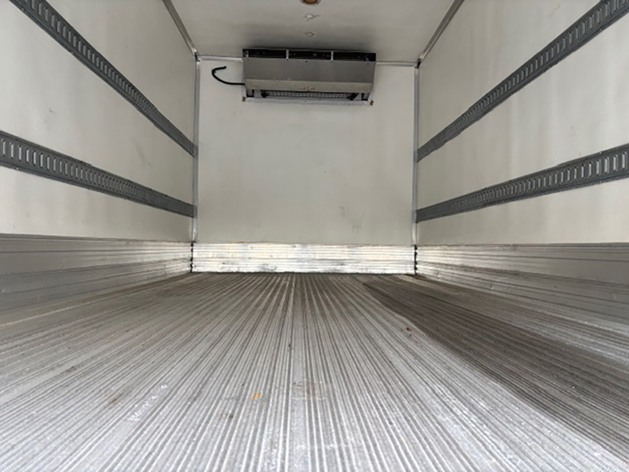 2018 Isuzu NPR-HD 2018 Isuzu NPR-HD - image 6 of 6