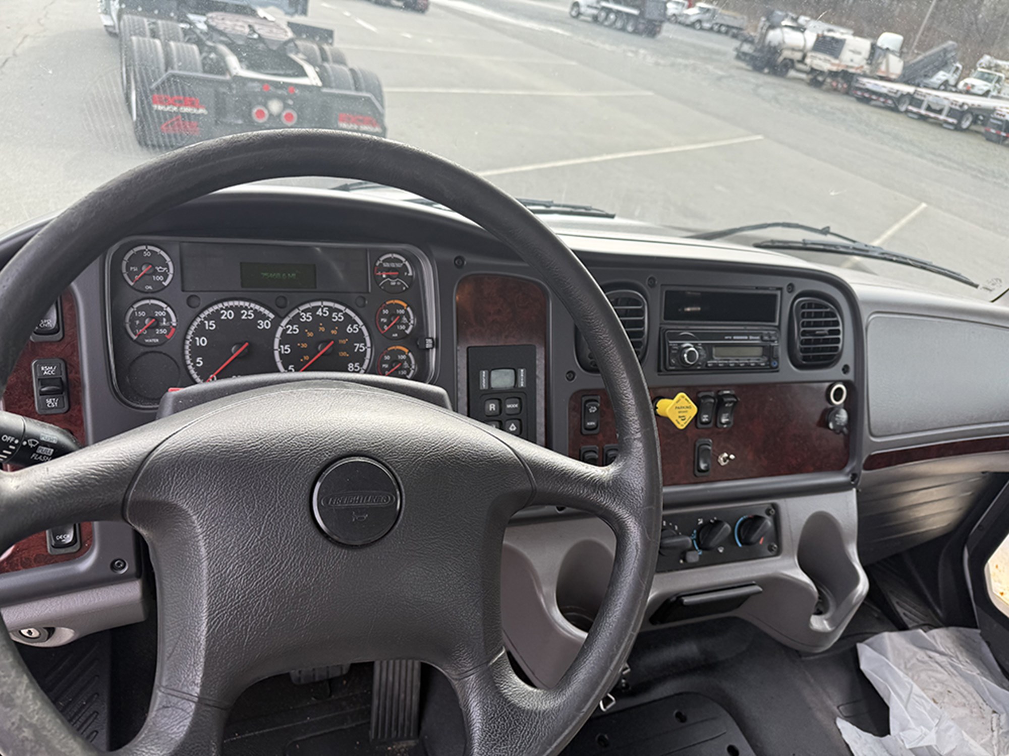 2016 Freightliner M2 1772056485264 2016 Freightliner M2 1772056485264