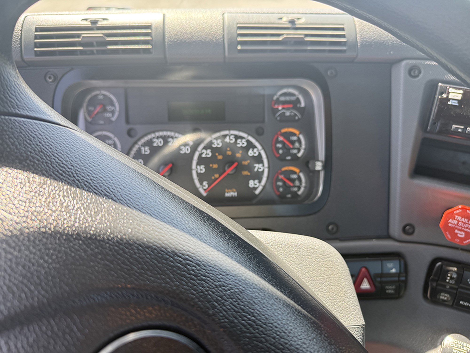 2019 Freightliner Cascadia 125 1773951906237 2019 Freightliner Cascadia 125 1773951906237