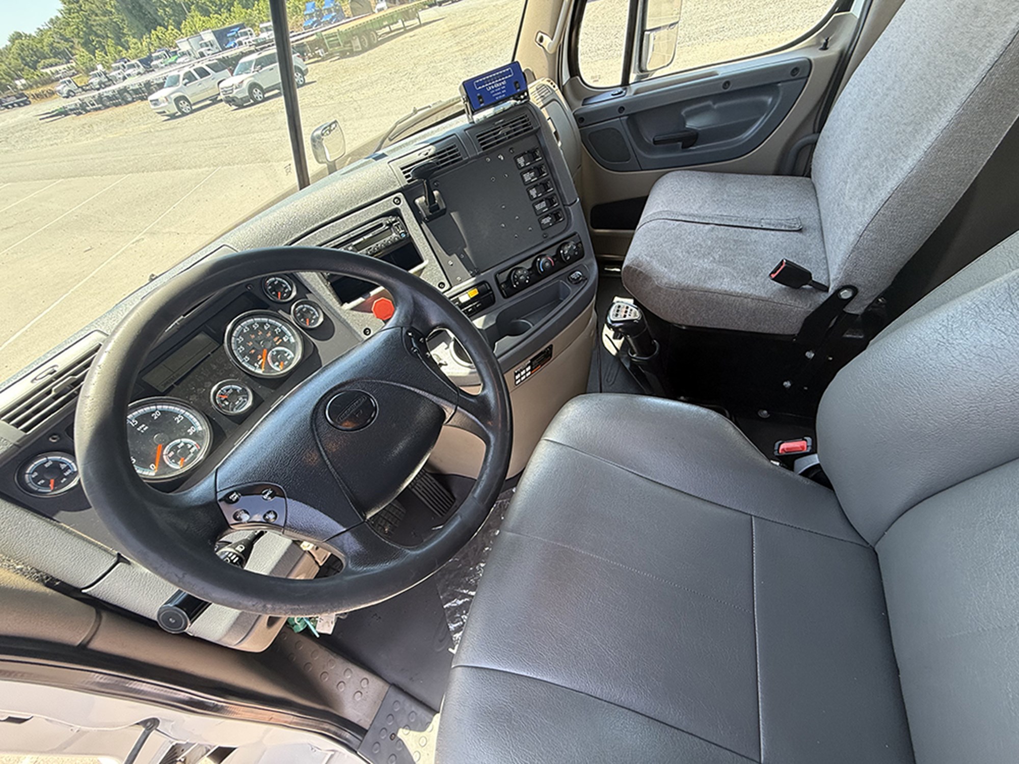 2017 Freightliner Cascadia 113 1778695745912 2017 Freightliner Cascadia 113 1778695745912