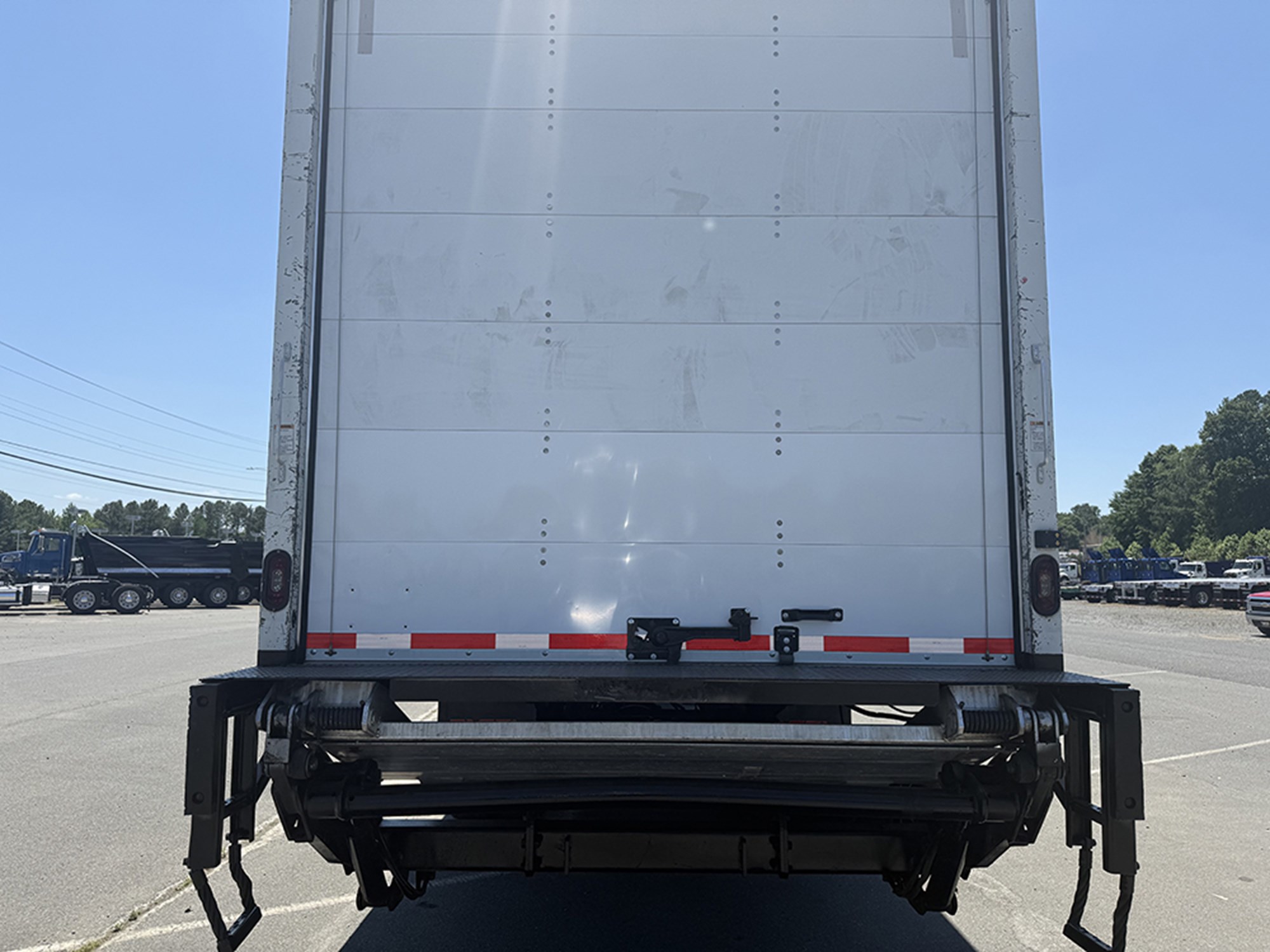 2019 Freightliner M2 2019 Freightliner M2 - image 5 of 6