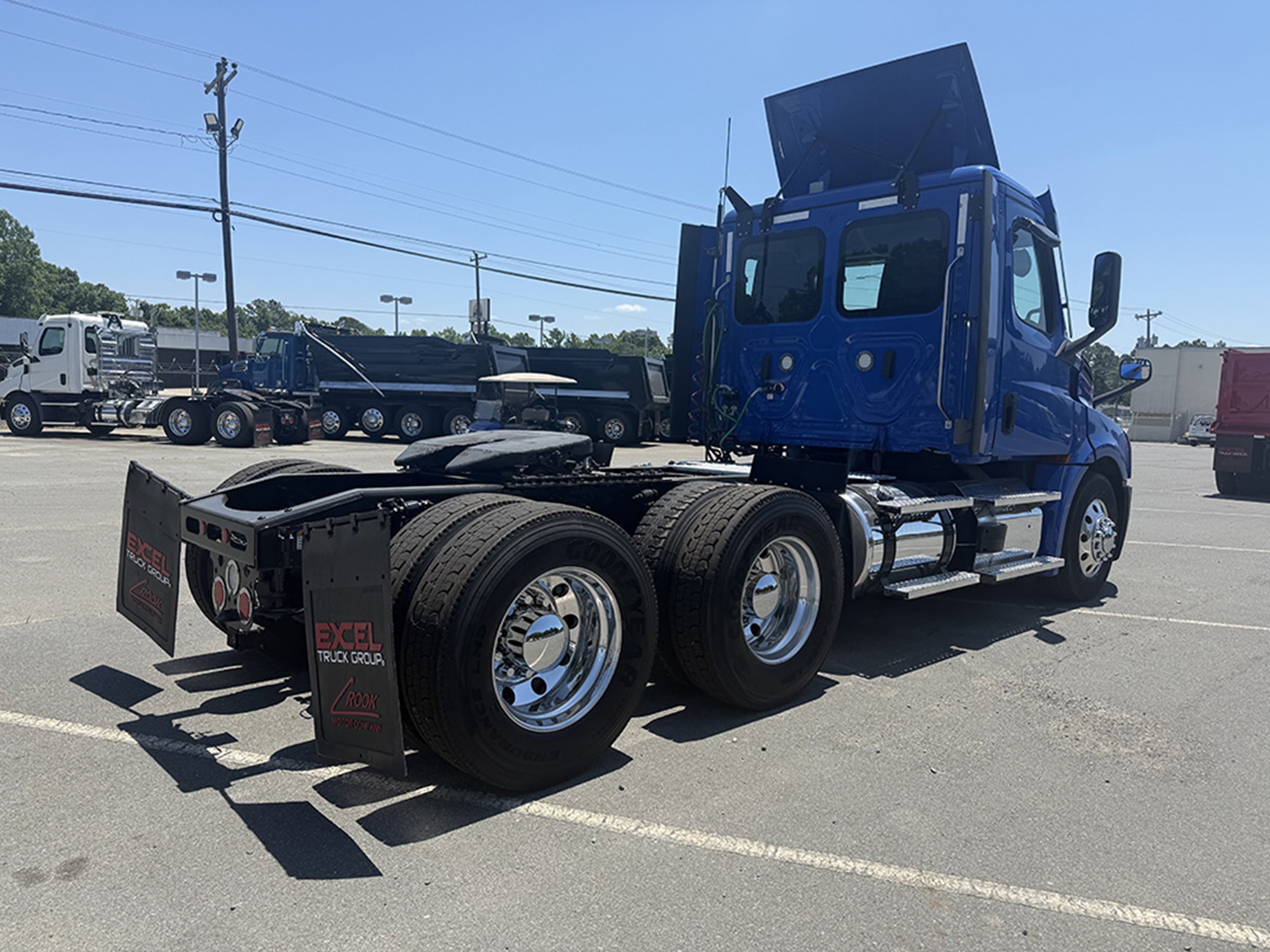 2022 Freightliner PT126DC 2022 Freightliner PT126DC - image 4 of 6