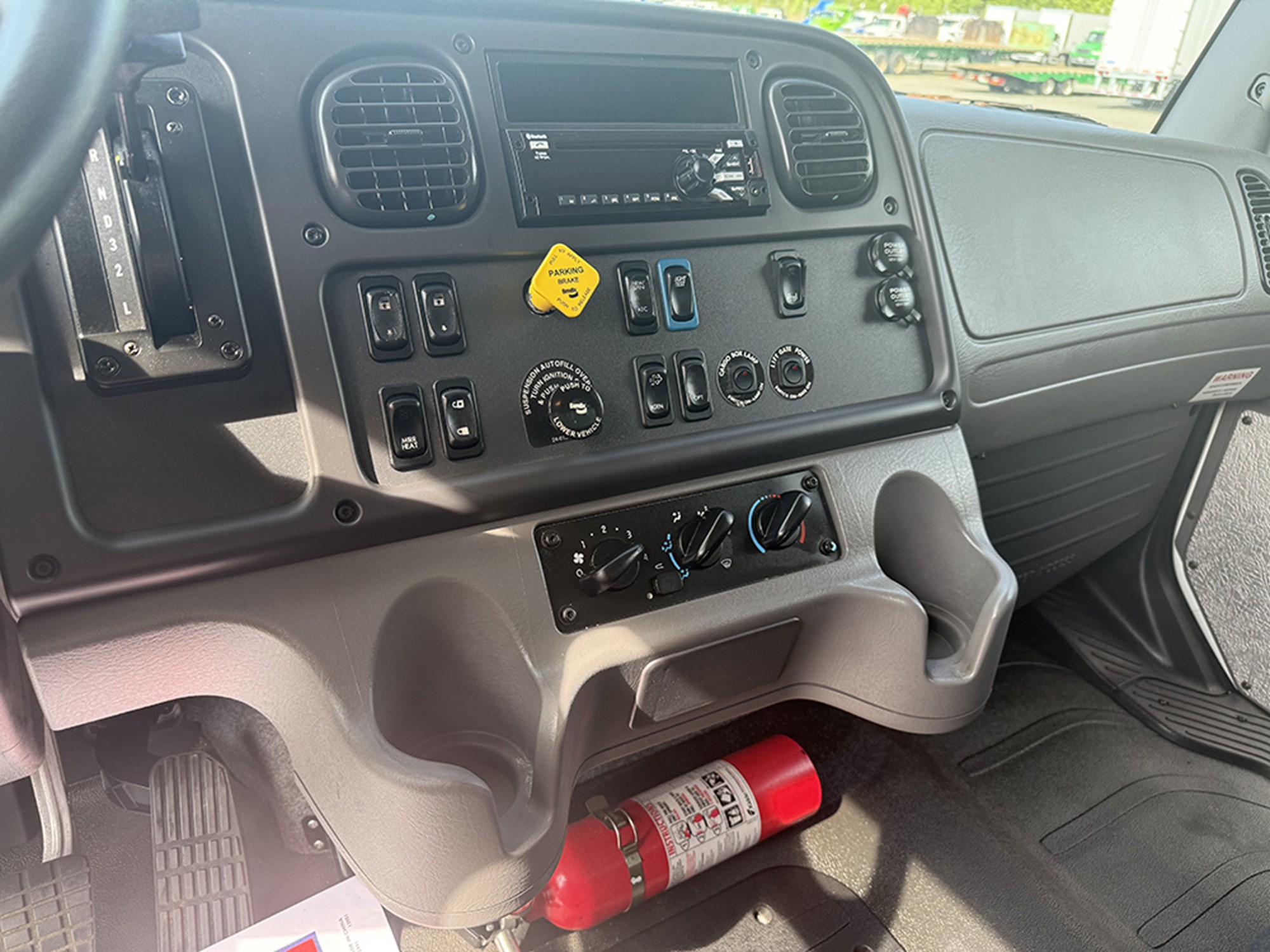 2018 Freightliner M2 1779979428573 2018 Freightliner M2 1779979428573
