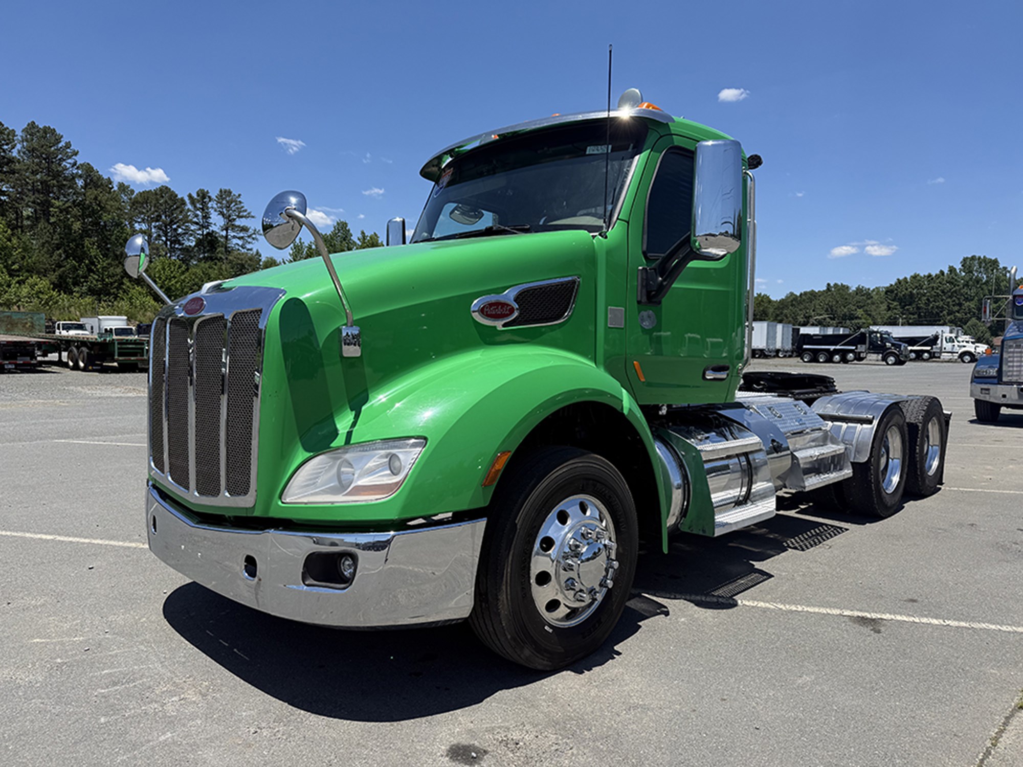 2019 Peterbilt 579 2019 Peterbilt 579 - image 1 of 6
