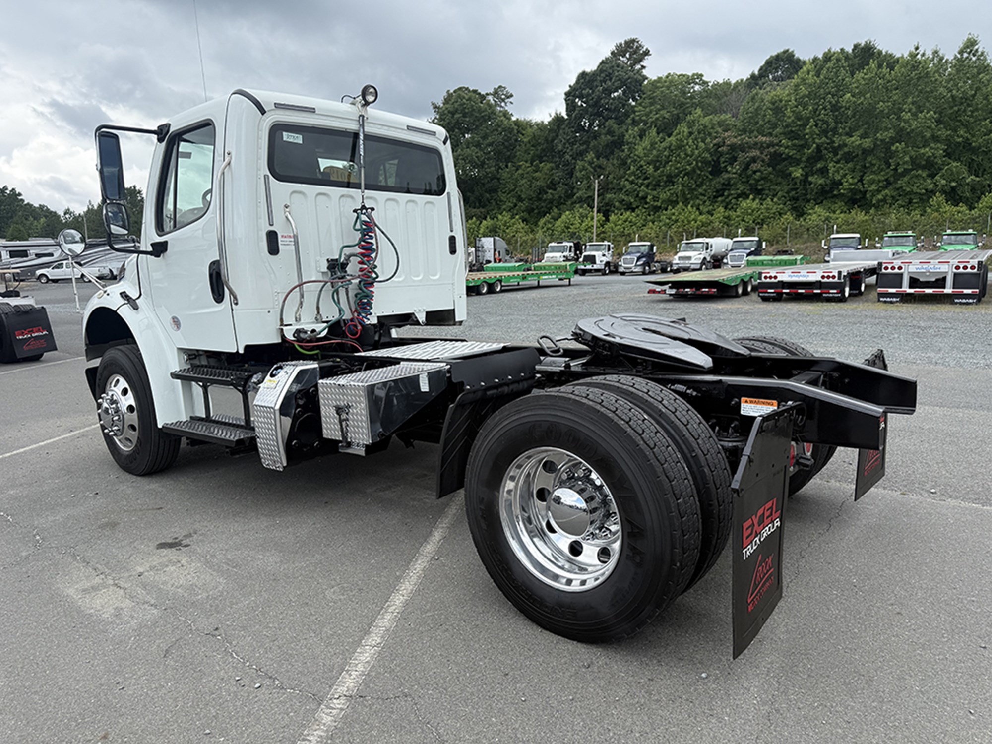 2019 Freightliner M2 2019 Freightliner M2 - image 3 of 6