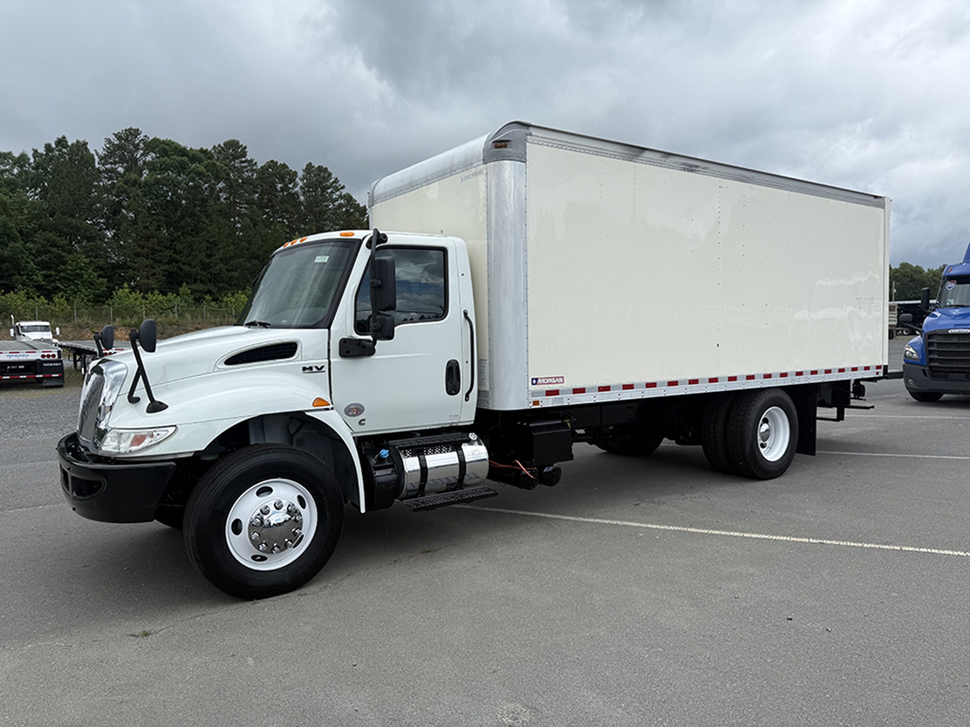 2020 International MV607 2020 International MV607 - image 1 of 6