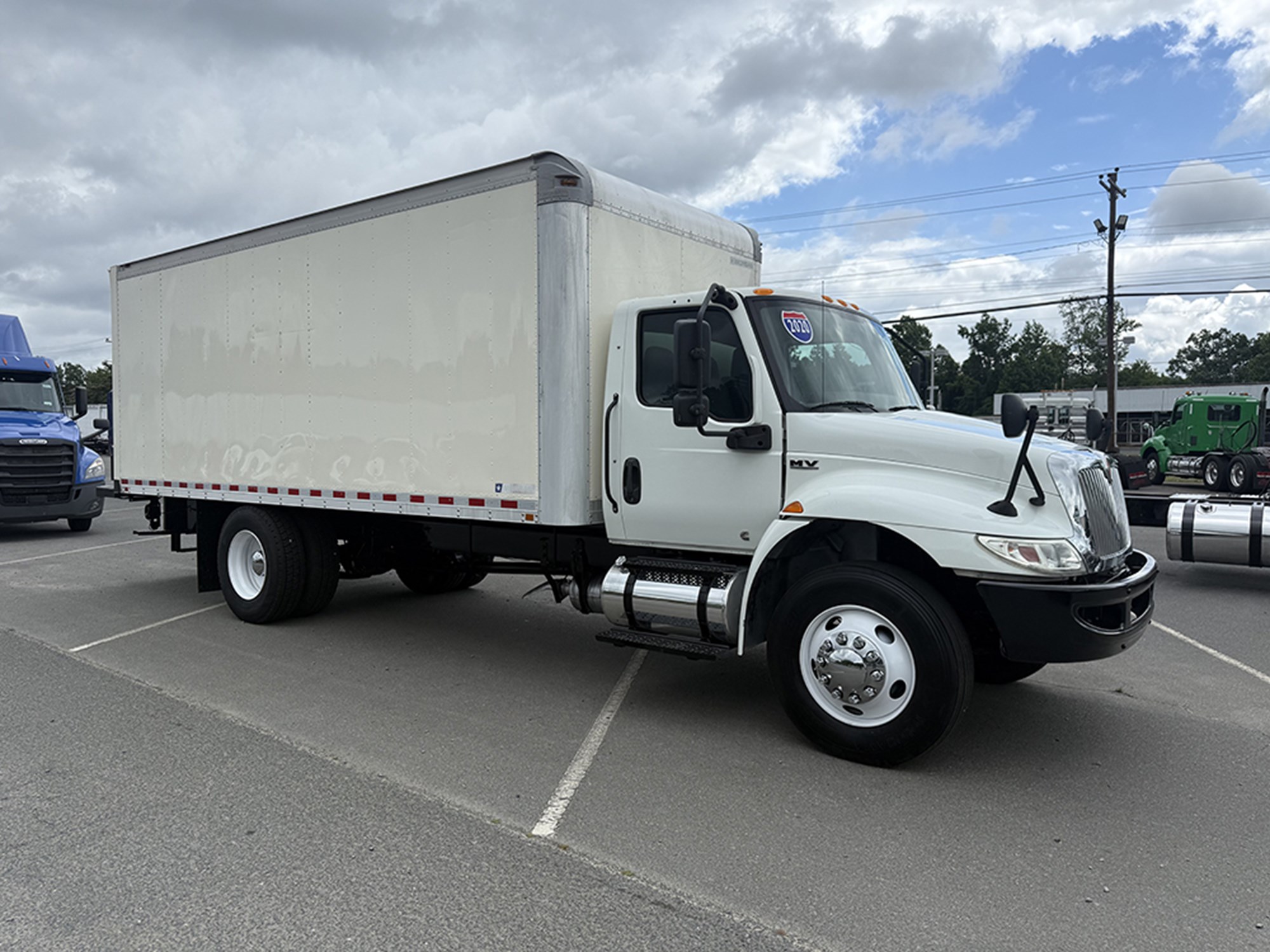 2020 International MV607 2020 International MV607 - image 3 of 6