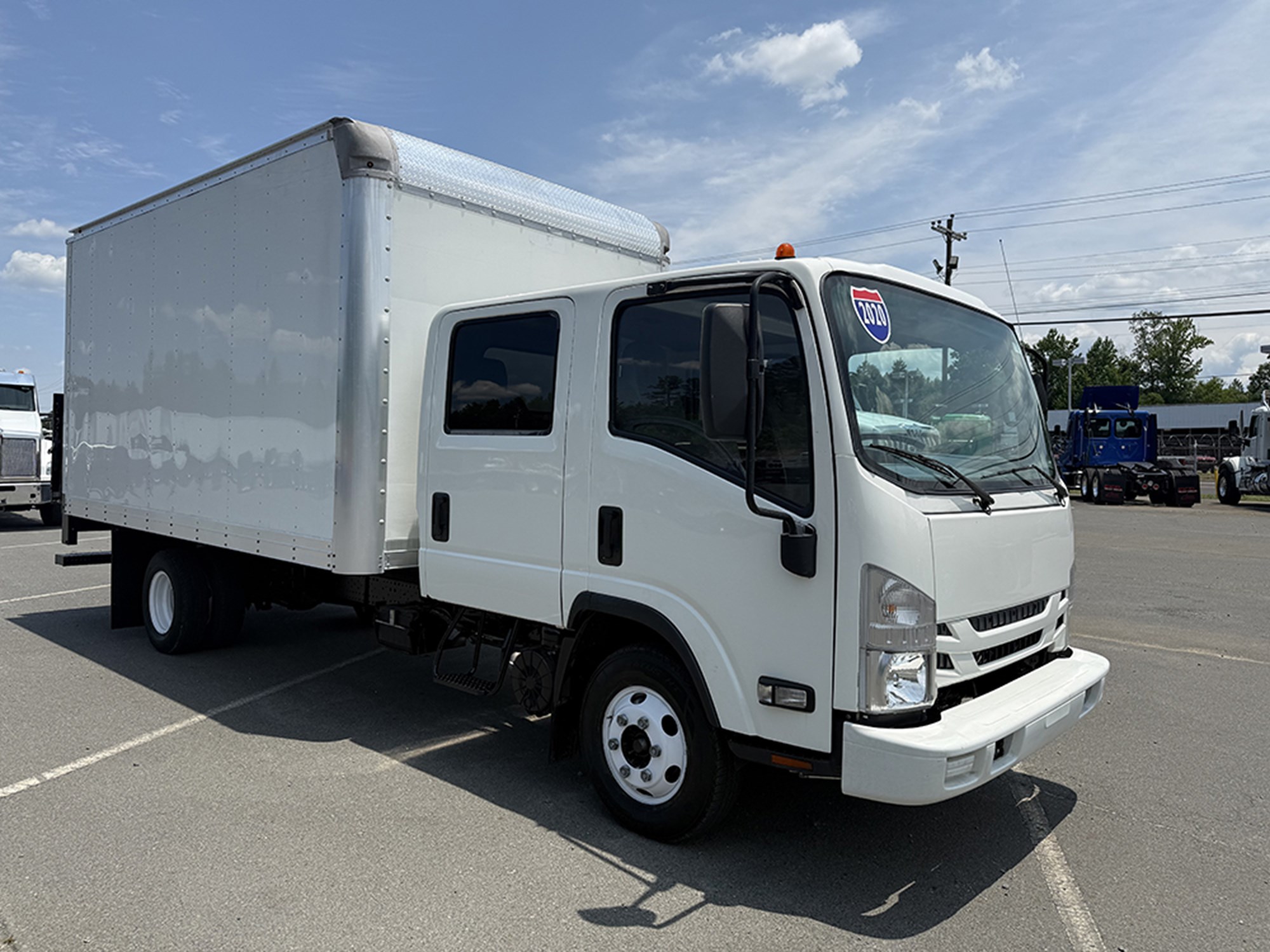 2020 Isuzu NPR 1782412777600 2020 Isuzu NPR 1782412777600
