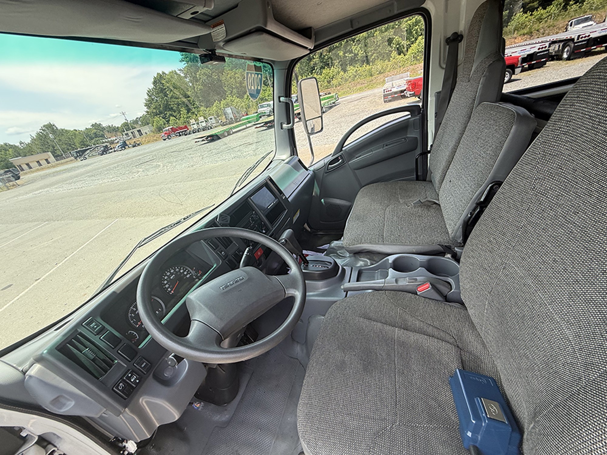 2020 Isuzu NPR 1782412778919 2020 Isuzu NPR 1782412778919