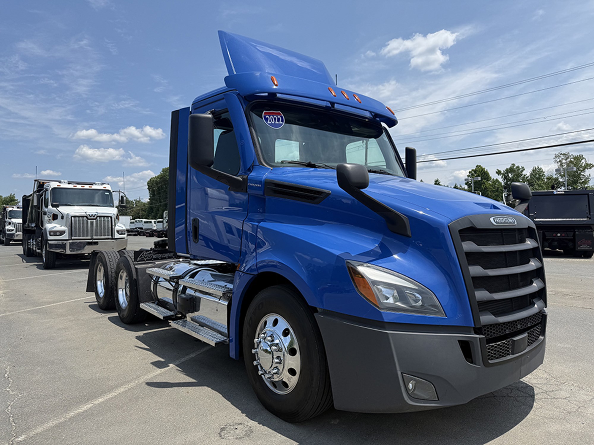 2022 Freightliner PT126 2022 Freightliner PT126 - image 2 of 6
