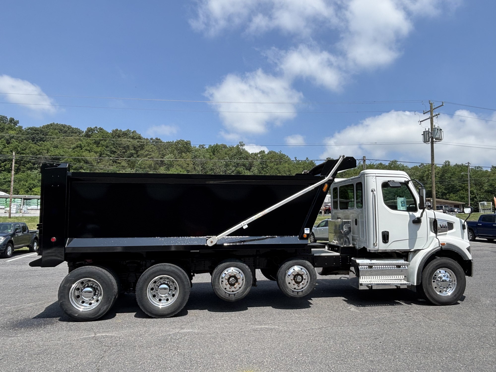 2025 Western Star 47X 1782839824086 2025 Western Star 47X 1782839824086