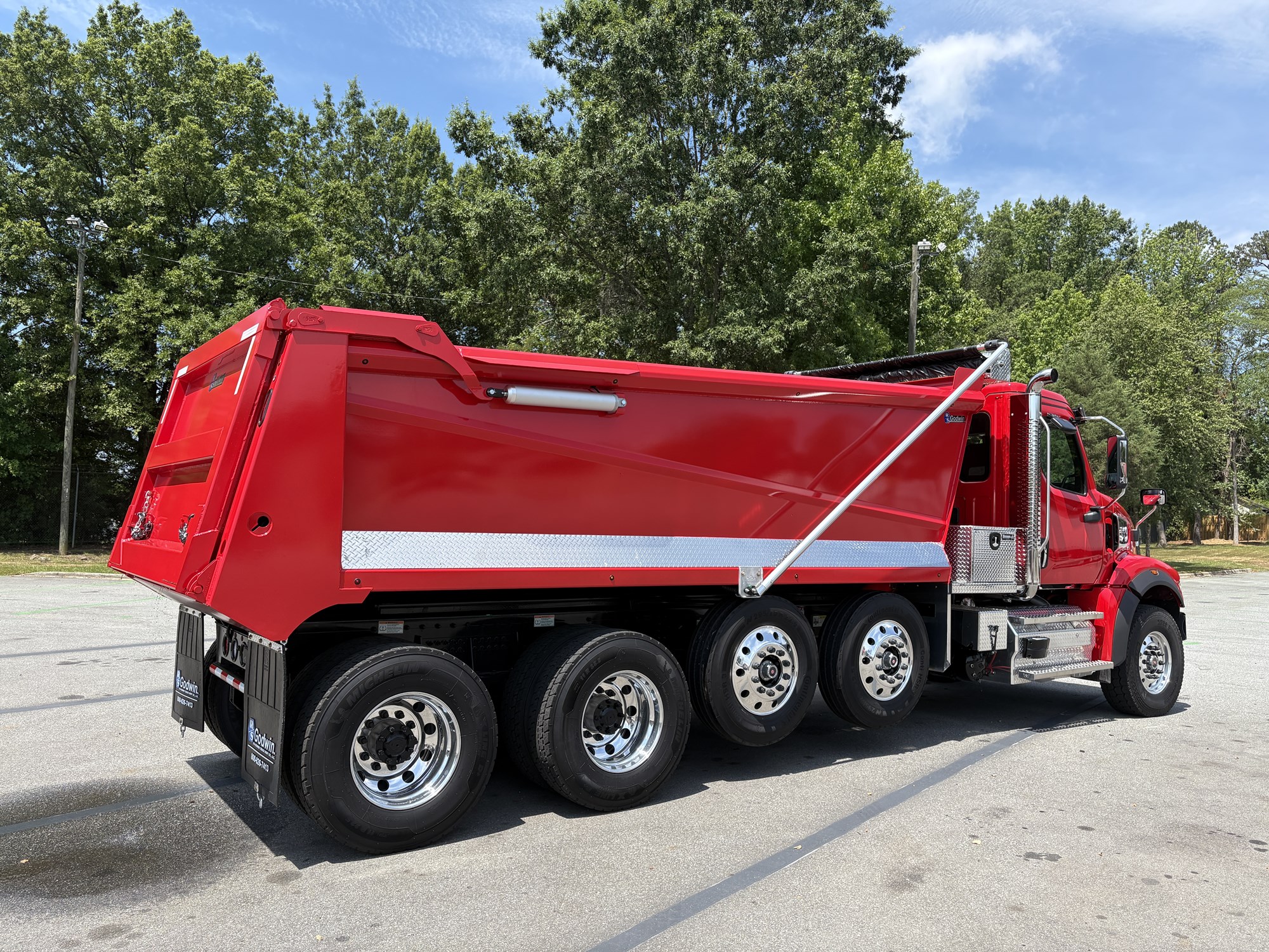 2027 Western Star 47X 2027 Western Star 47X - image 5 of 6