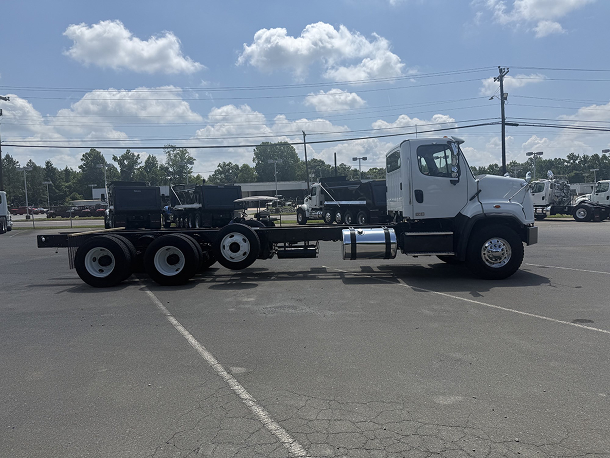 2016 Freightliner 108SD 1783527995704 2016 Freightliner 108SD 1783527995704