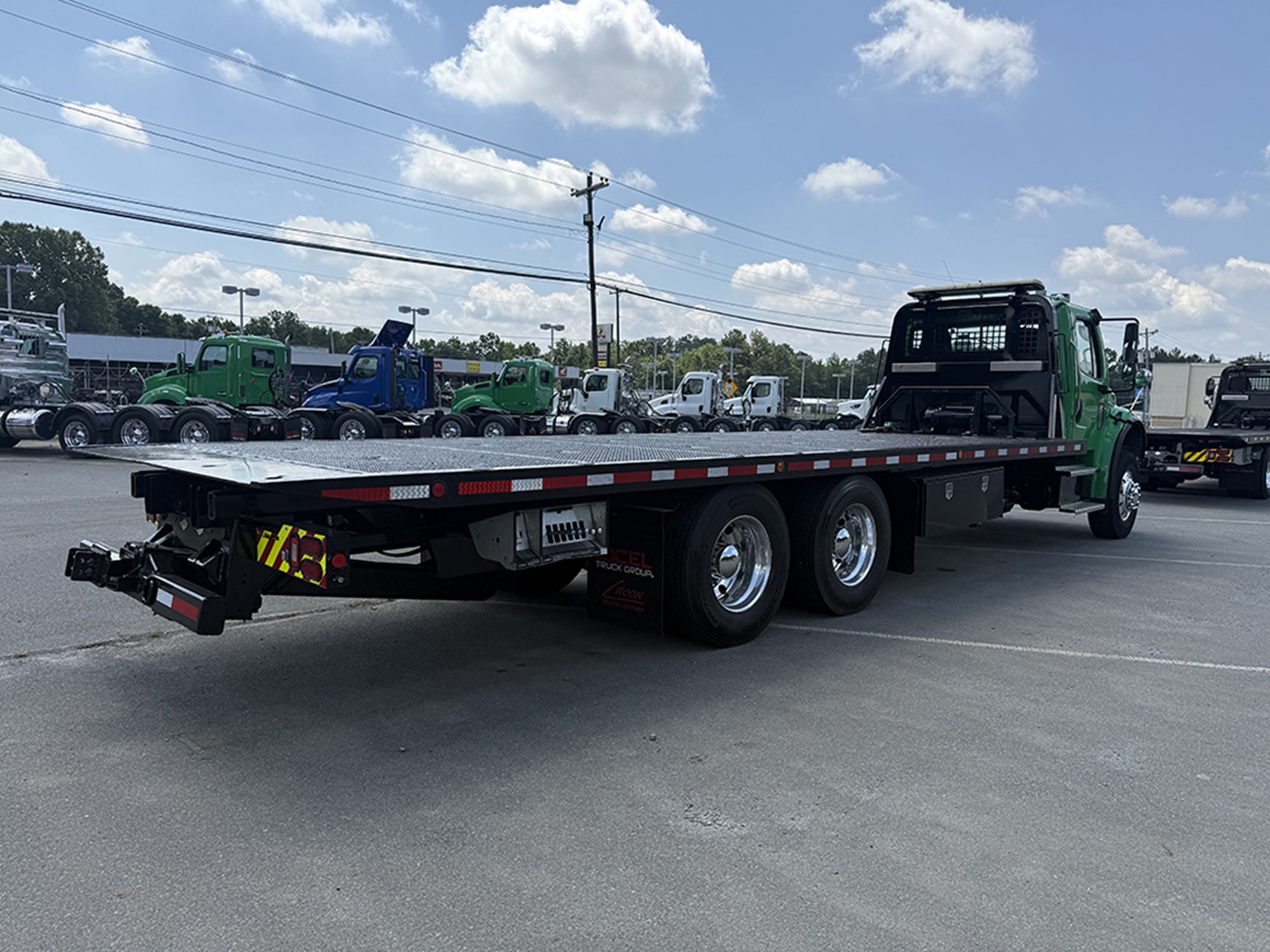 2019 Freightliner M2 2019 Freightliner M2 - image 4 of 6