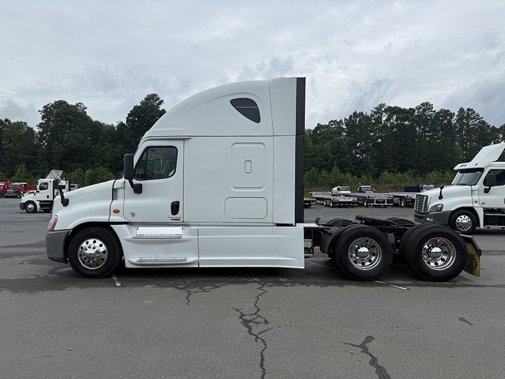 2016 Freightliner Cascadia 125 1783963541066 2016 Freightliner Cascadia 125 1783963541066