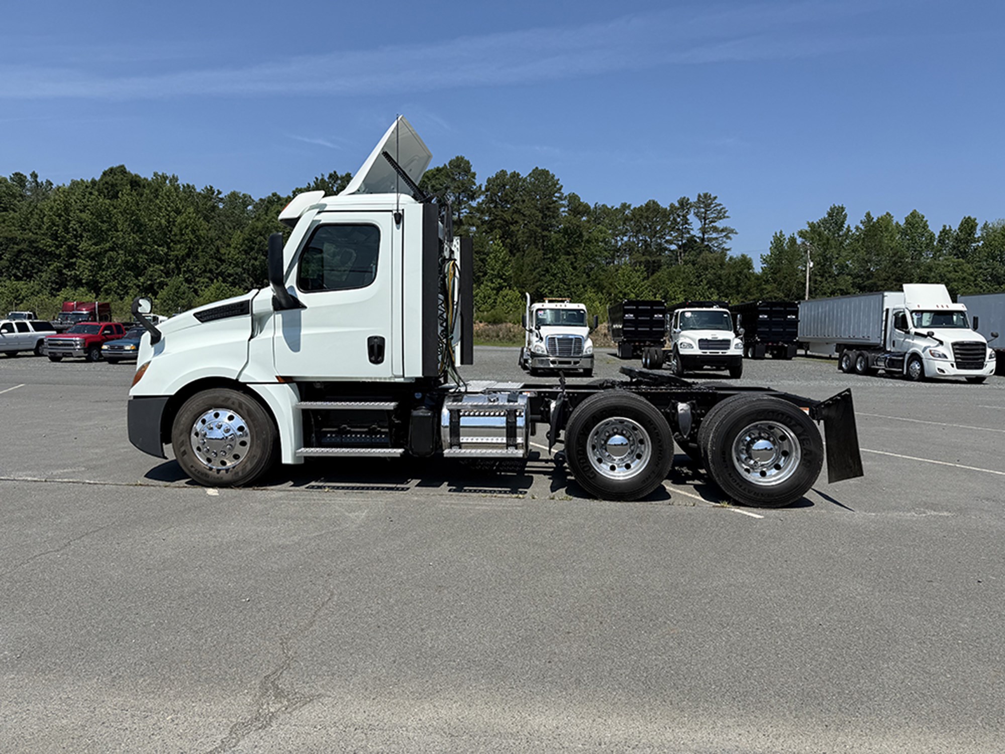2020 Freightliner Cascadia 126 1784216695270 2020 Freightliner Cascadia 126 1784216695270