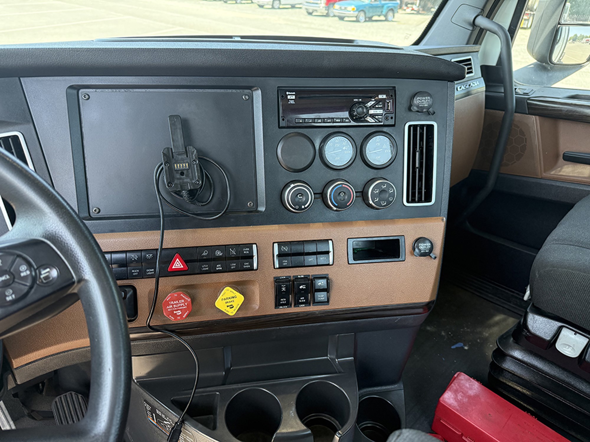 2020 Freightliner Cascadia 126 1784216695692 2020 Freightliner Cascadia 126 1784216695692