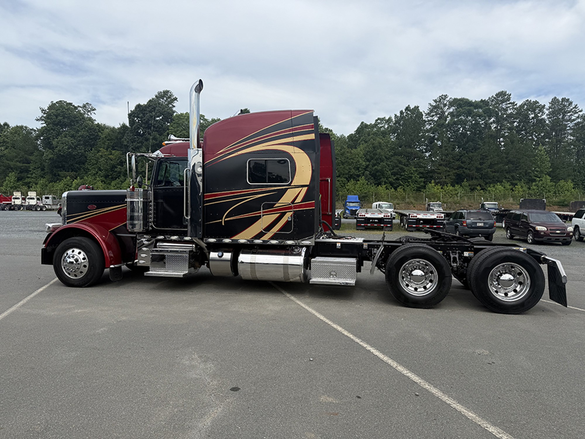 2021 Peterbilt 567 1784644546027 2021 Peterbilt 567 1784644546027