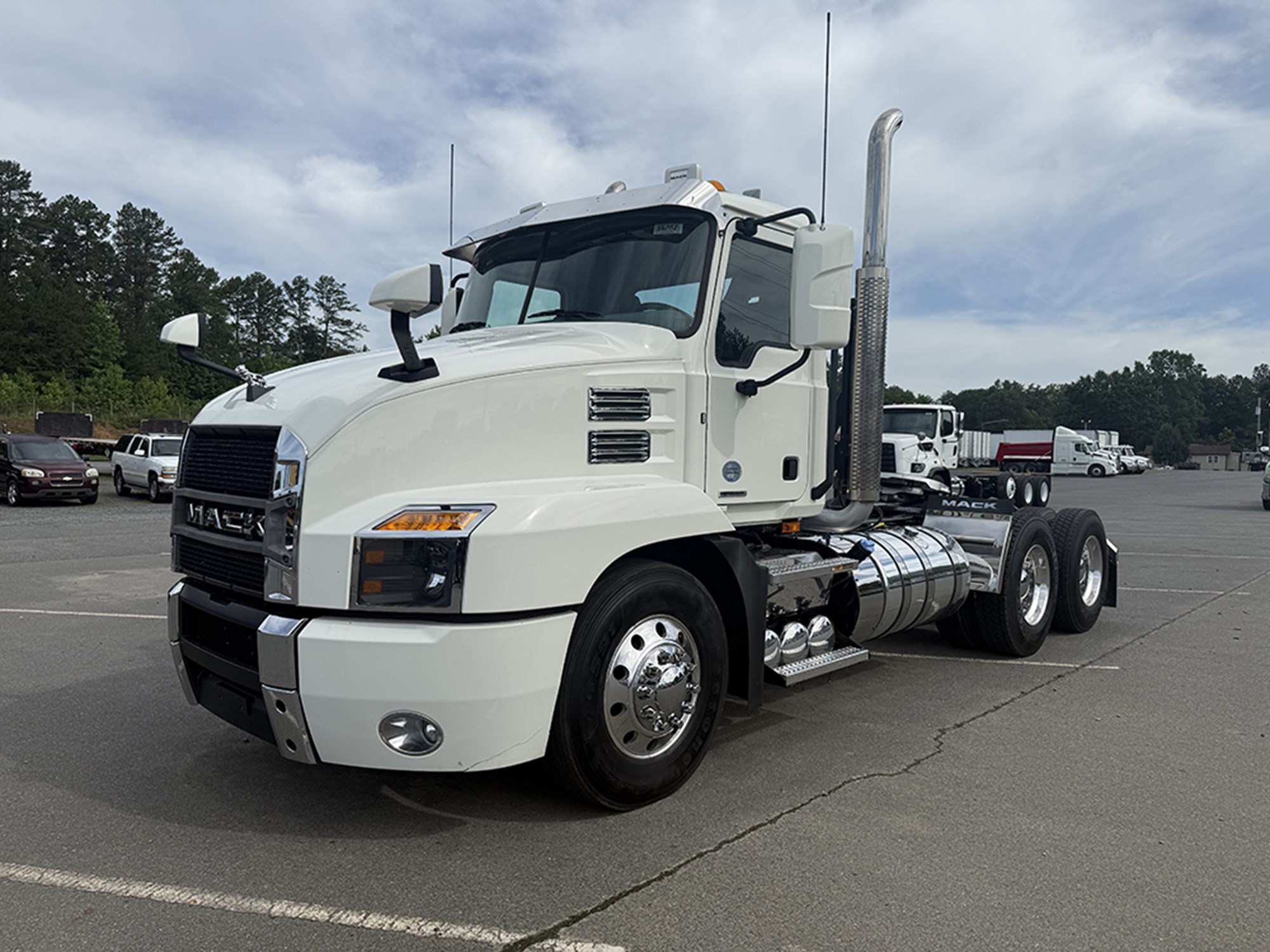 2020 Mack Anthem 1784644707214 2020 Mack Anthem 1784644707214