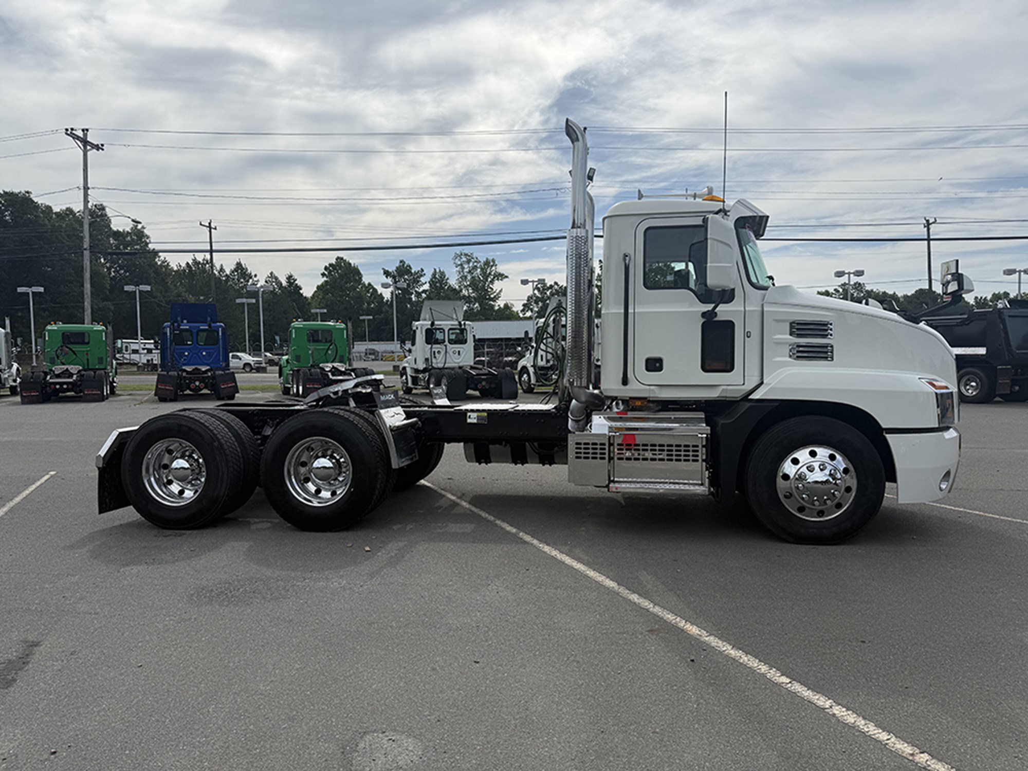 2020 Mack Anthem 1784644707740 2020 Mack Anthem 1784644707740