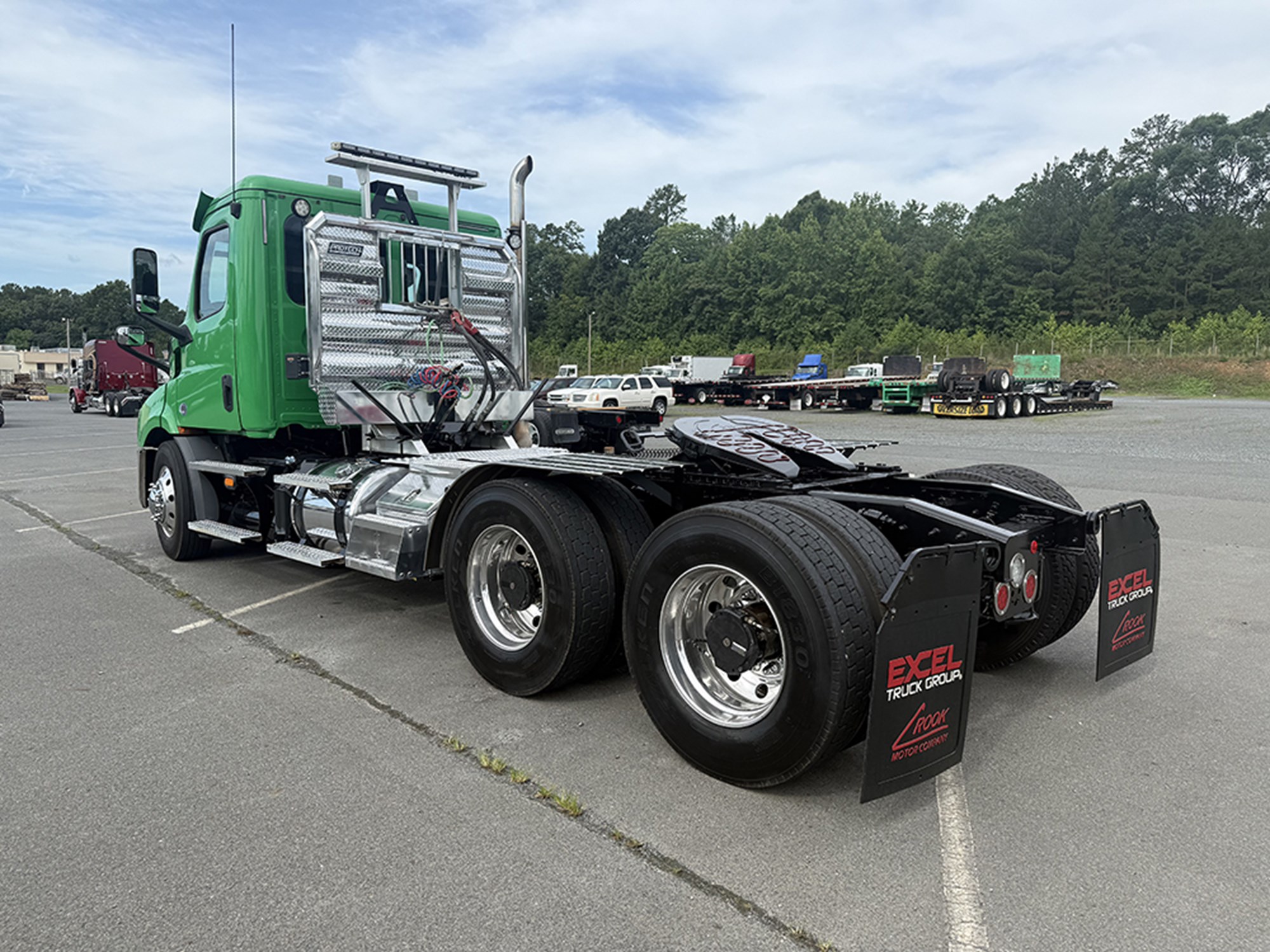 2020 Freightliner Cascadia 116 2020 Freightliner Cascadia 116 - image 6 of 6