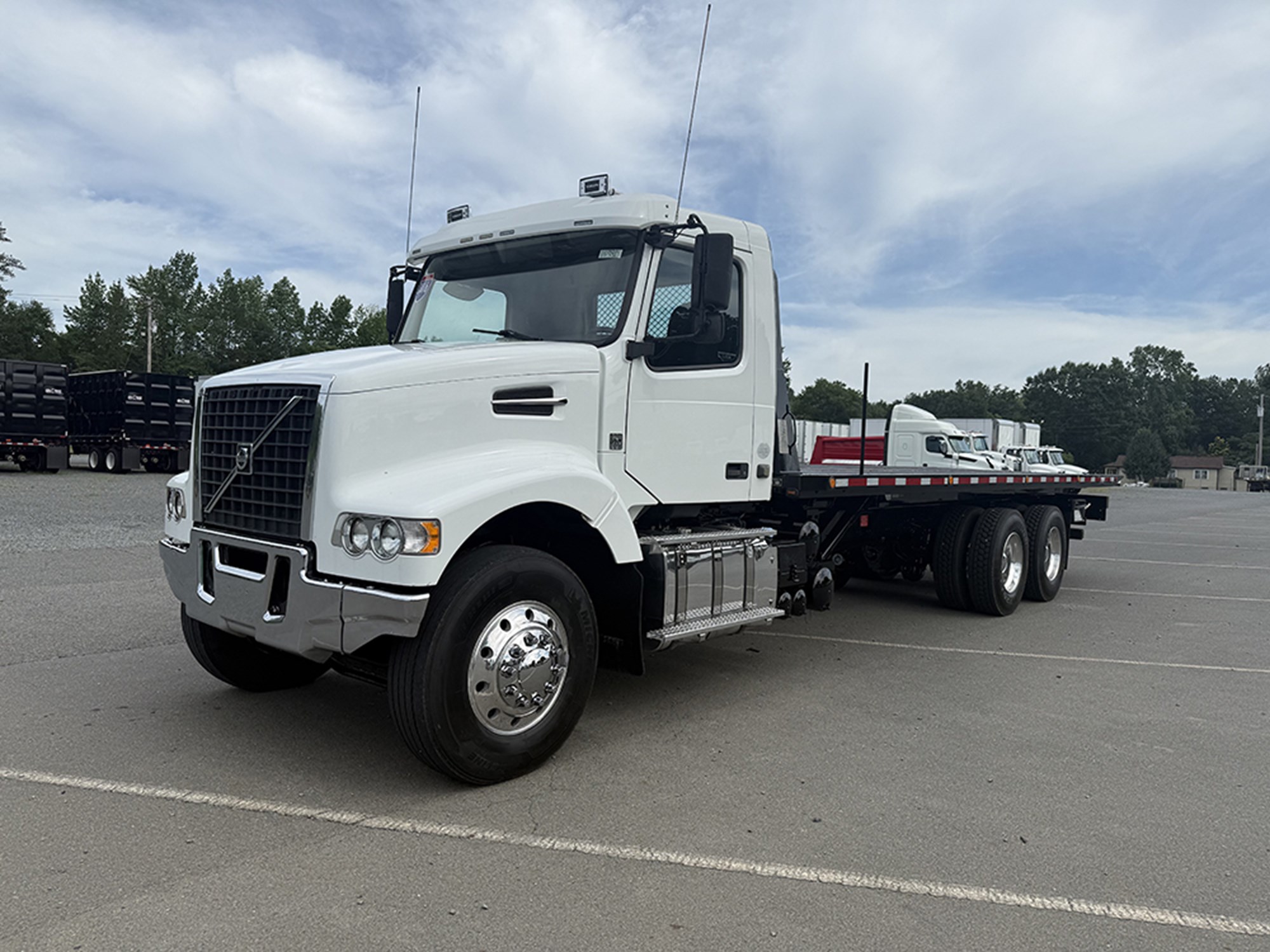 2016 Volvo VHD 1784644946833 2016 Volvo VHD 1784644946833