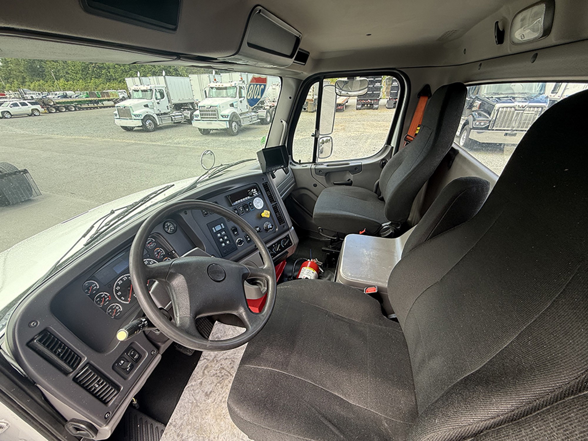 2018 Freightliner M2 1782245308380 2018 Freightliner M2 1782245308380