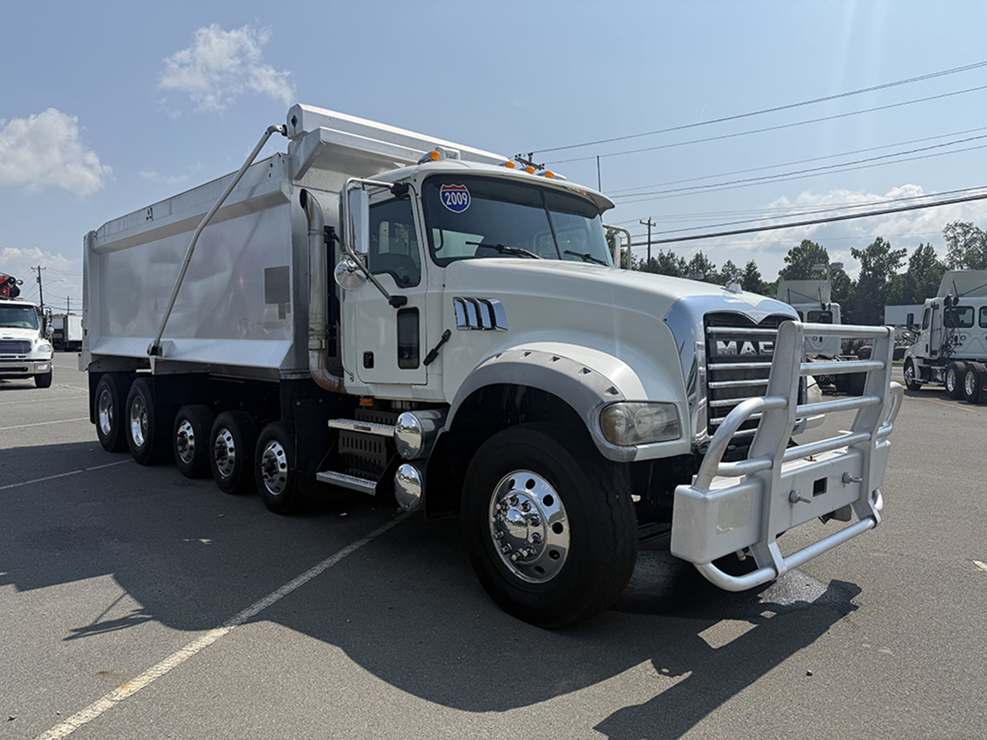 2009 Mack CV713 1785340811906 2009 Mack CV713 1785340811906