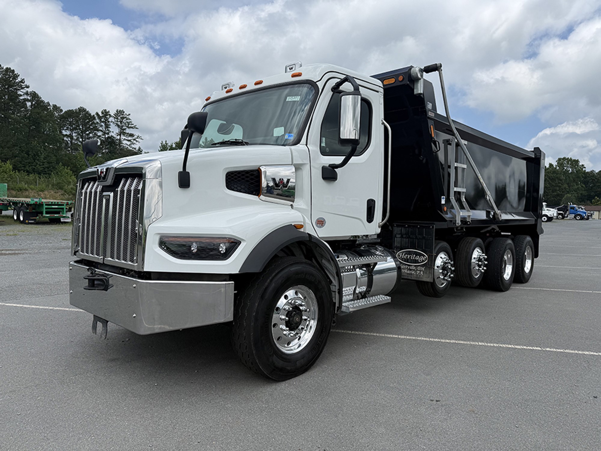 2025 Western Star 47X 2025 Western Star 47X - image 1 of 6