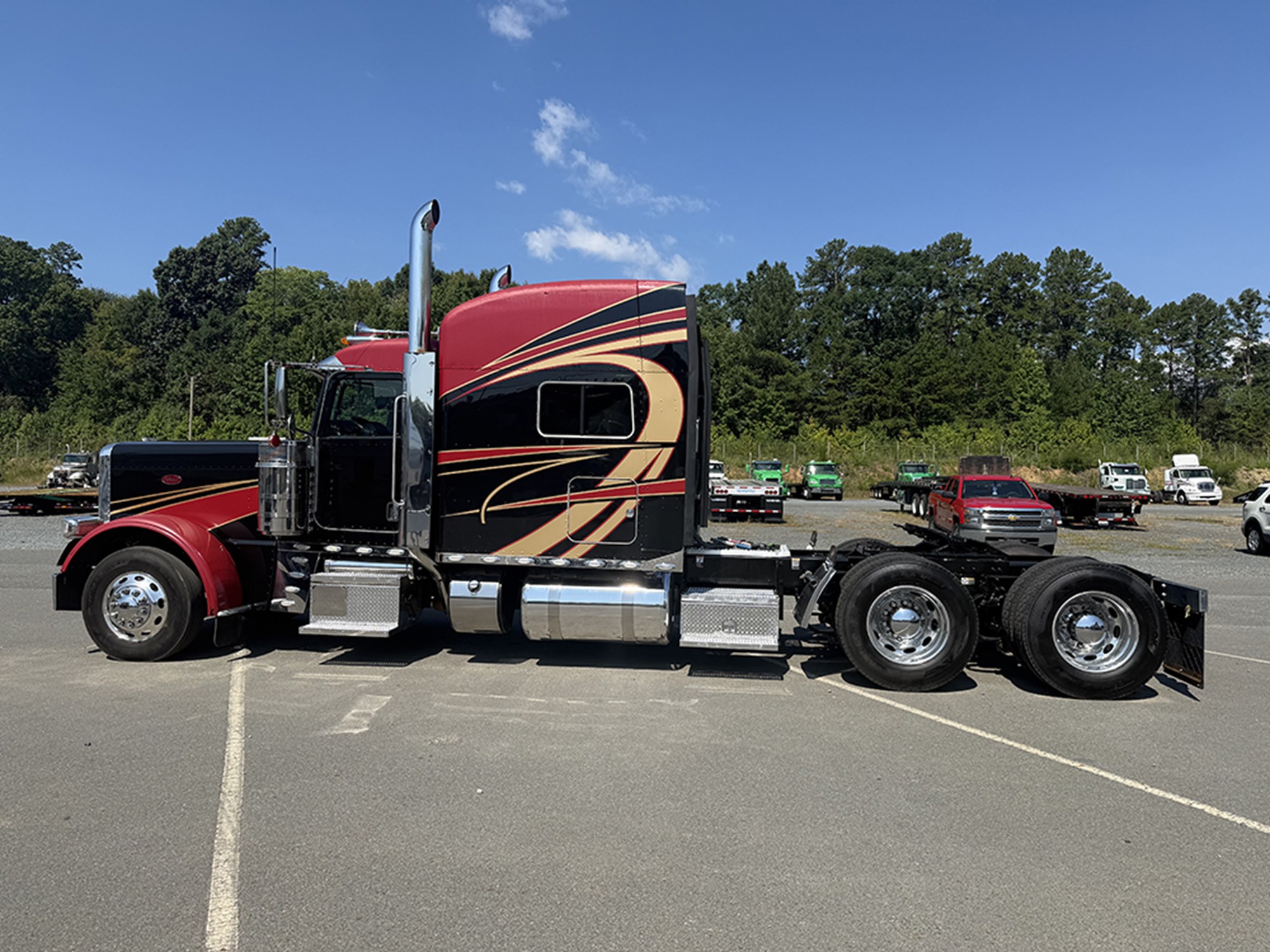 2021 Peterbilt 389 Ext Hood 1787586013453 2021 Peterbilt 389 Ext Hood 1787586013453