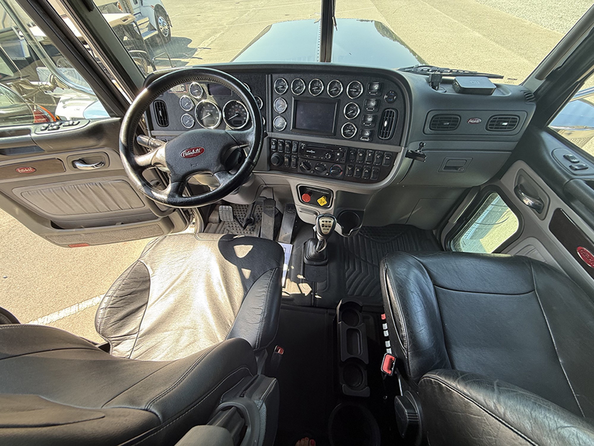 2021 Peterbilt 389 Ext Hood 1787586014299 2021 Peterbilt 389 Ext Hood 1787586014299