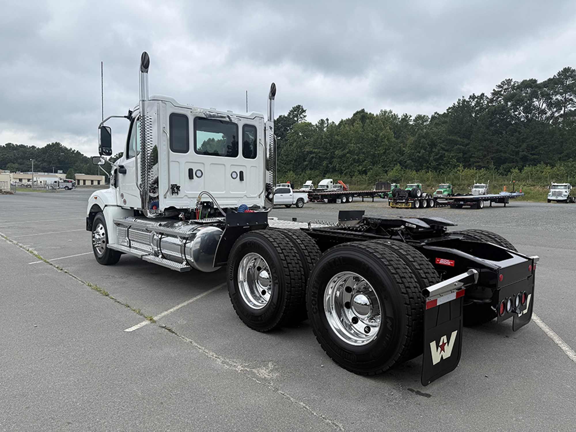 2027 Western Star 49X 2027 Western Star 49X - image 6 of 6