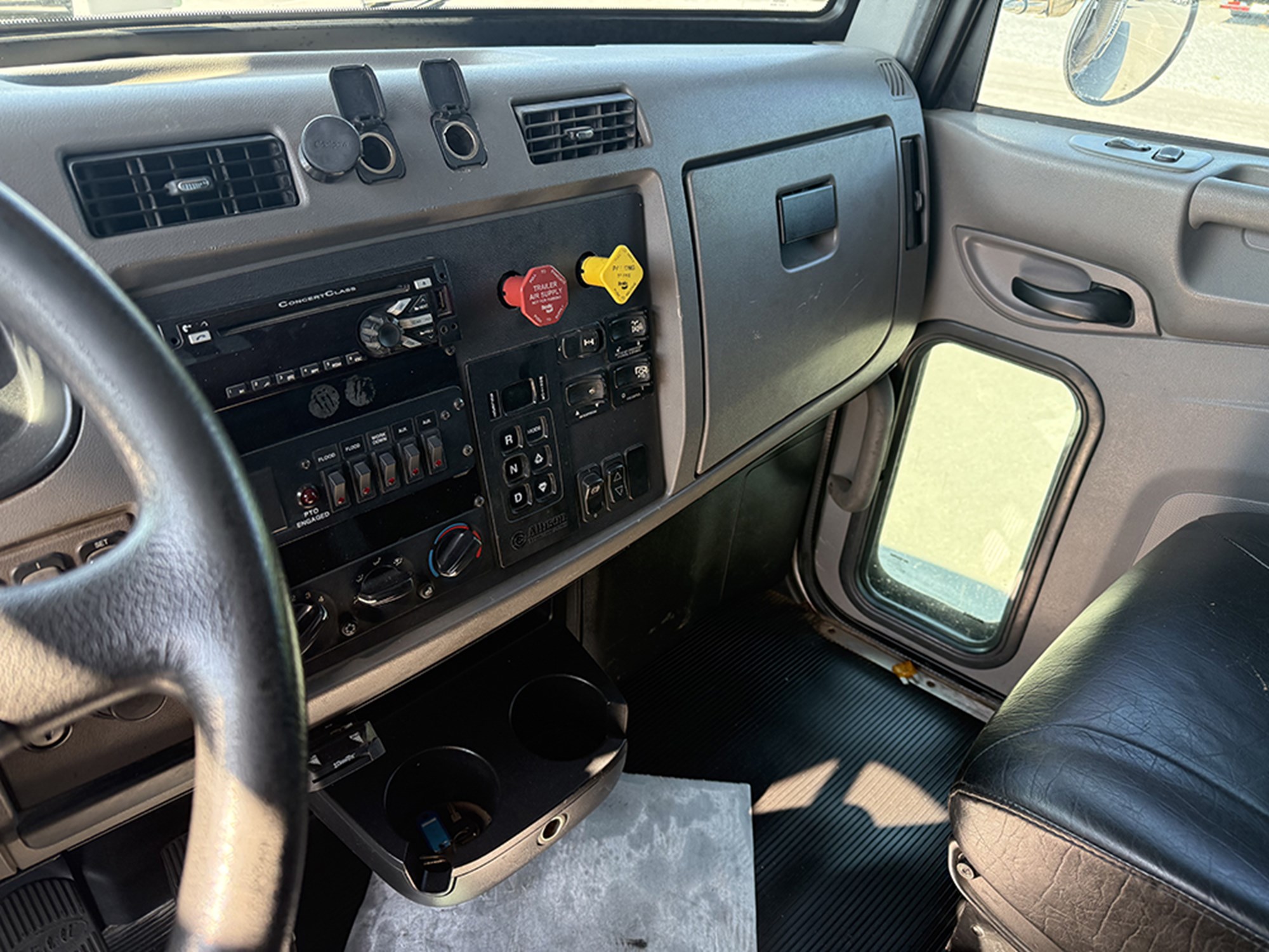 2019 Peterbilt 348 1788360652201 2019 Peterbilt 348 1788360652201