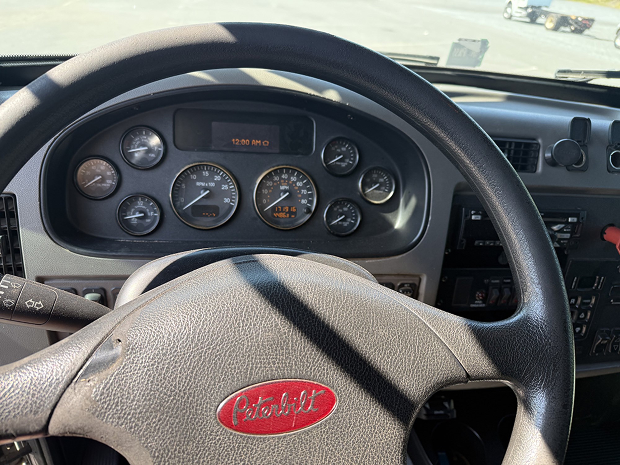 2019 Peterbilt 348 1788360652447 2019 Peterbilt 348 1788360652447