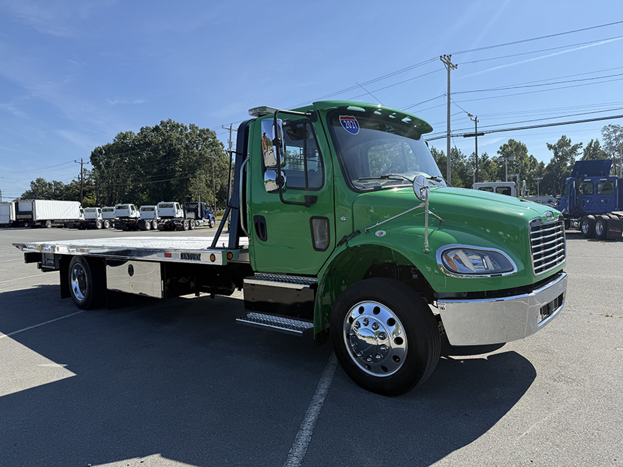 2021 Freightliner M2106 2021 Freightliner M2106 - image 2 of 6
