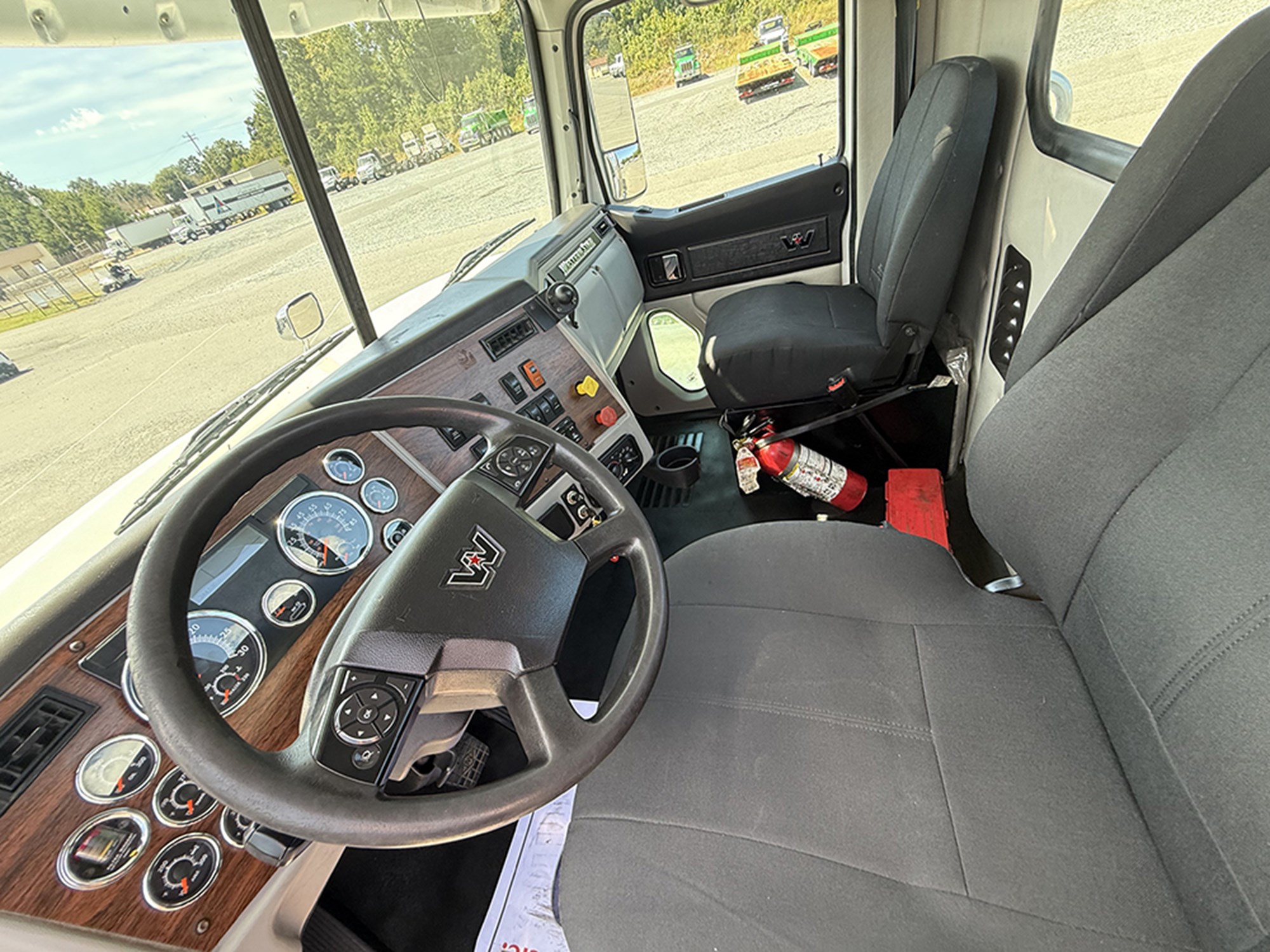 2021 Western Star 5700 1789064499235 2021 Western Star 5700 1789064499235