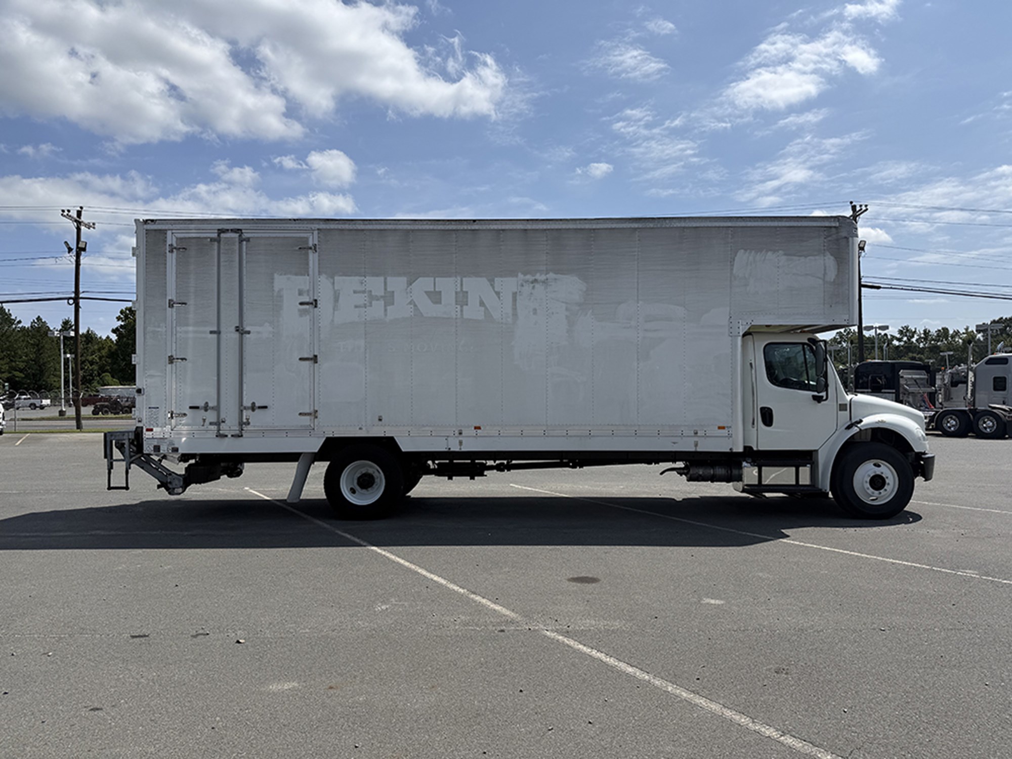 2019 Freightliner M2 1789495279104 2019 Freightliner M2 1789495279104