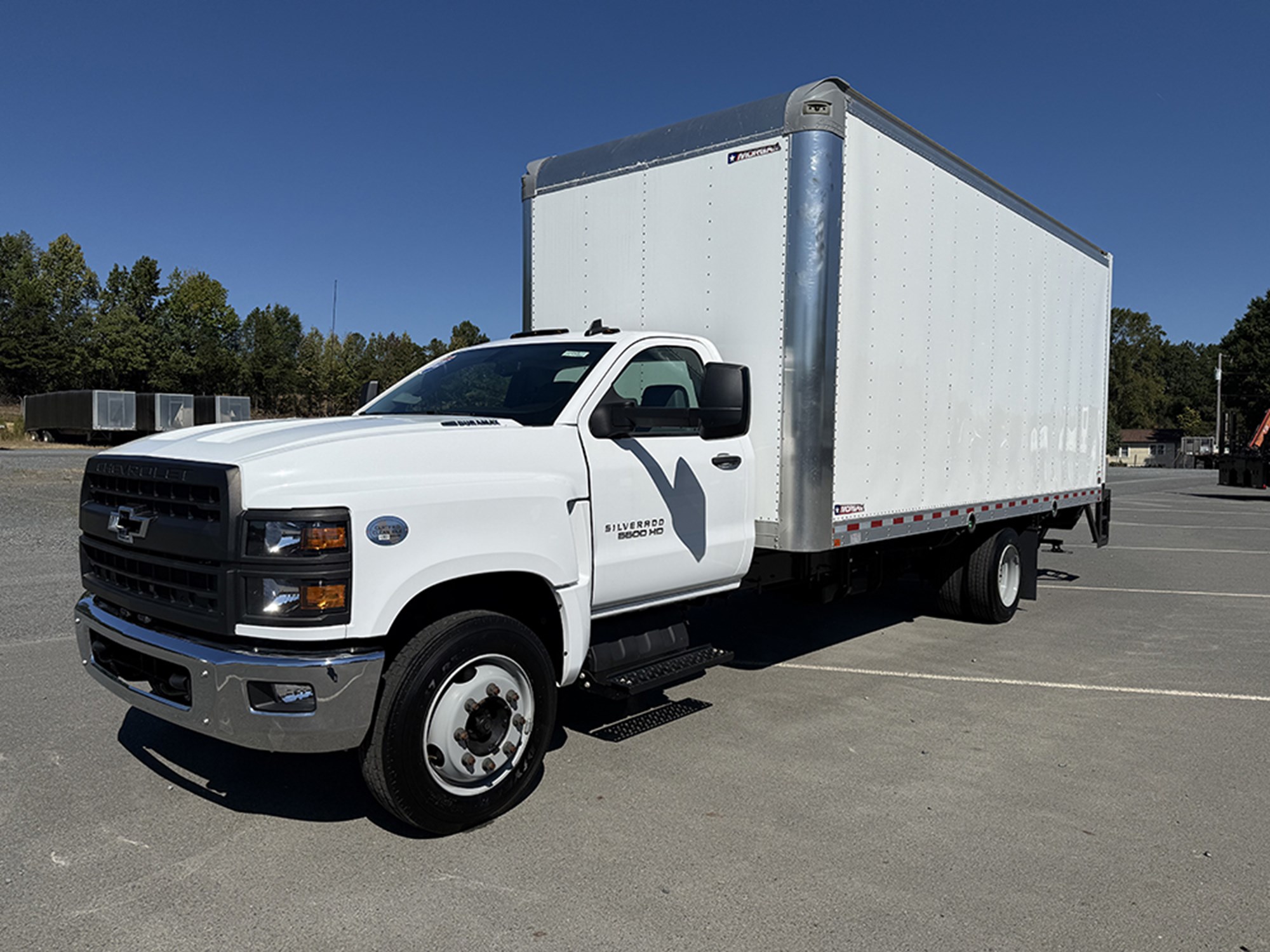 2022 Chevrolet GM515 2022 Chevrolet GM515 - image 1 of 6