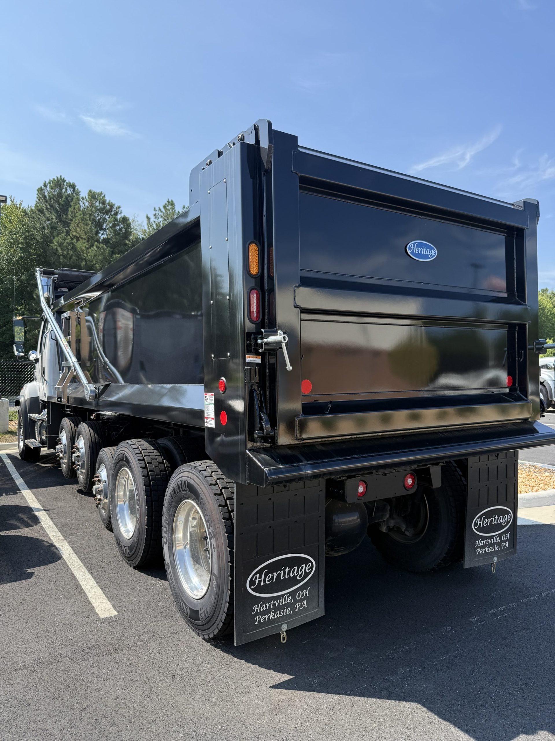 2026 Freightliner 114SD 2026 Freightliner 114SD - image 2 of 2