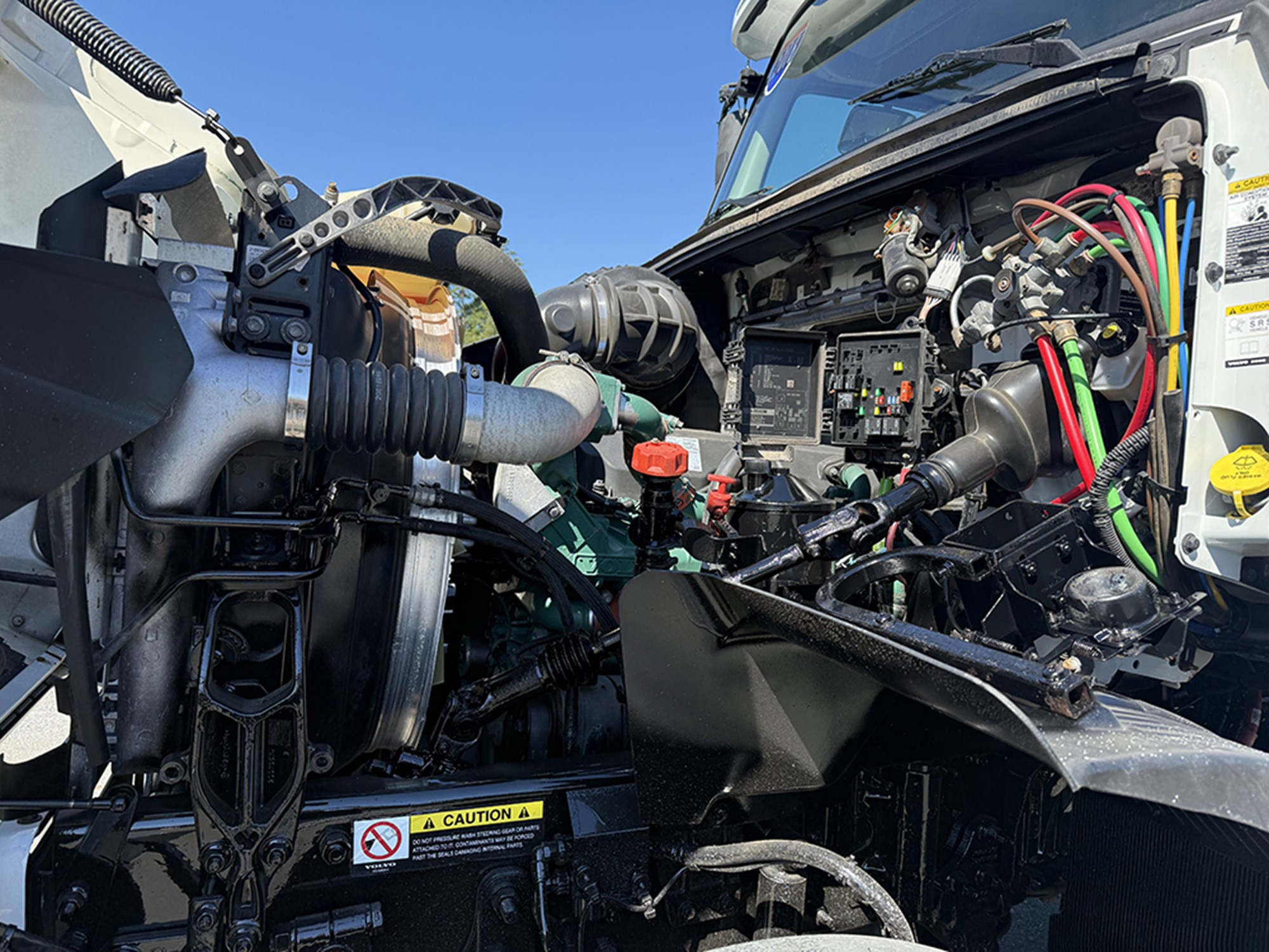2016 Volvo VHD 1791303113960 2016 Volvo VHD 1791303113960