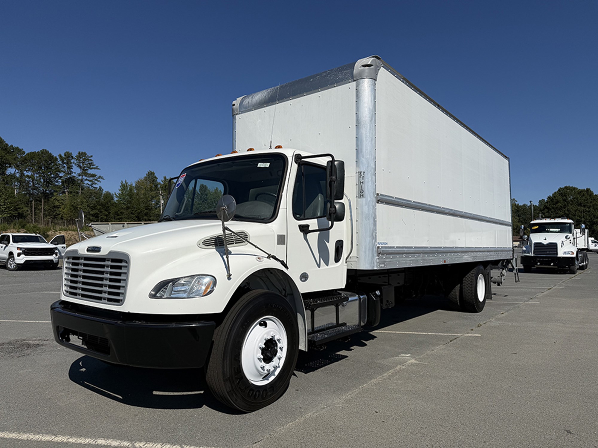 2019 Freightliner M2 2019 Freightliner M2 - image 1 of 6