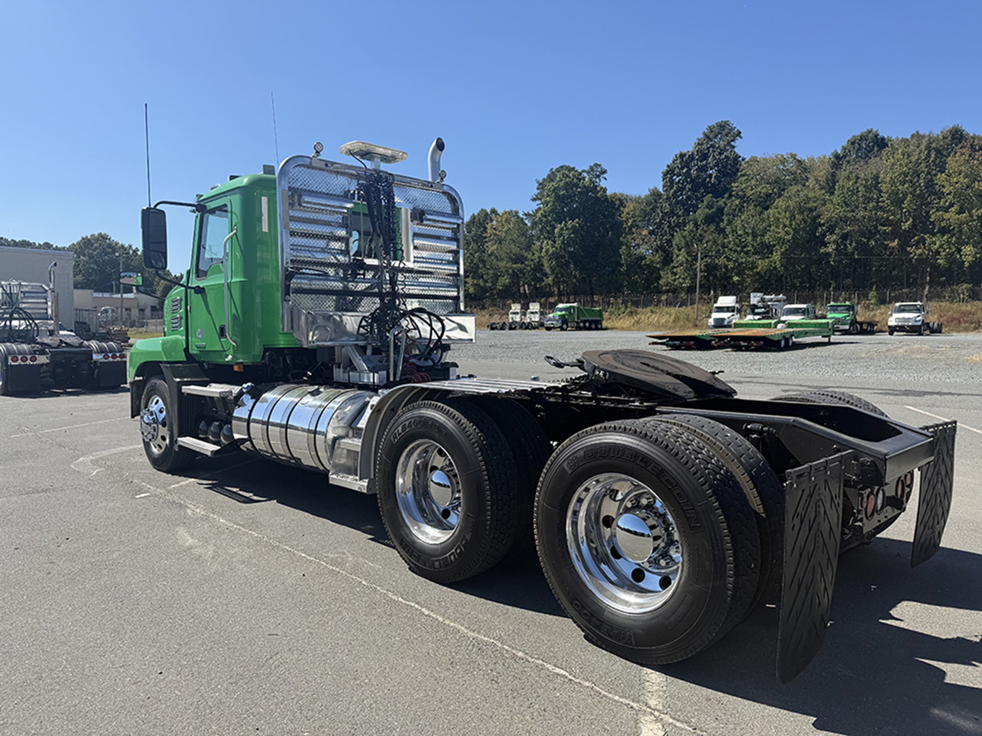 2019 Mack Anthem 2019 Mack Anthem - image 6 of 6