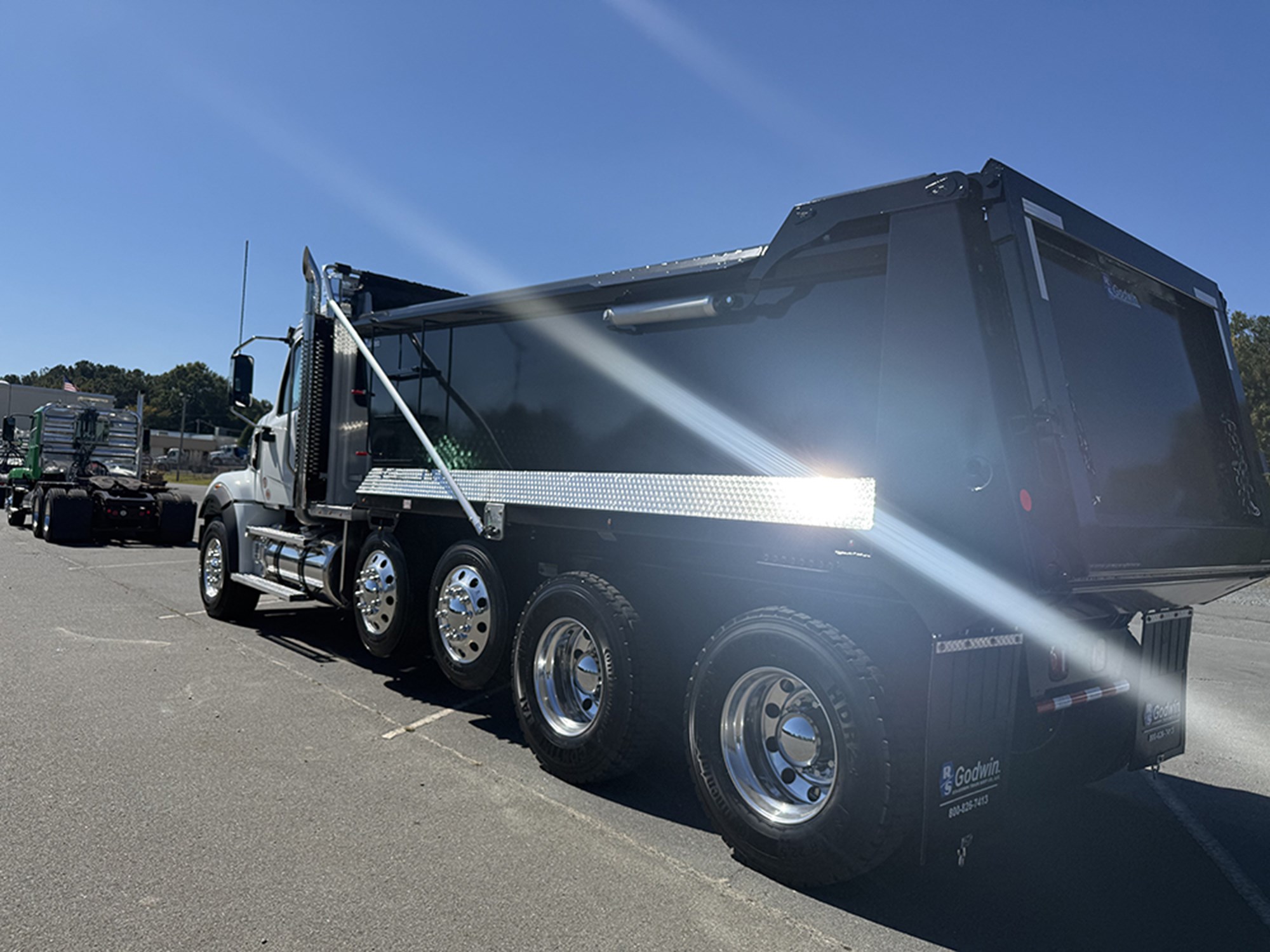 2027 Western Star 49X 2027 Western Star 49X - image 6 of 6