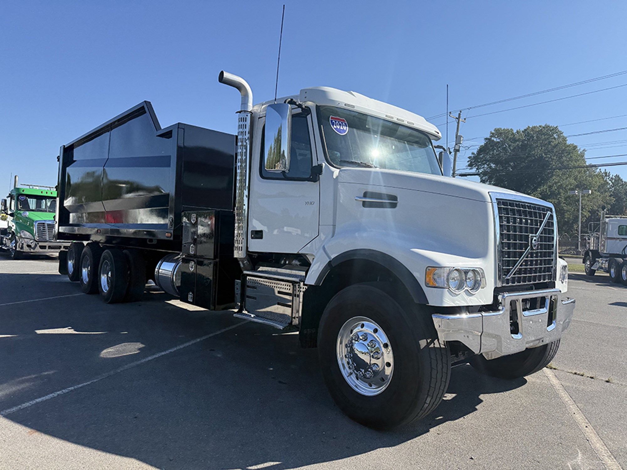 2020 Volvo VHD 1791904978718 2020 Volvo VHD 1791904978718