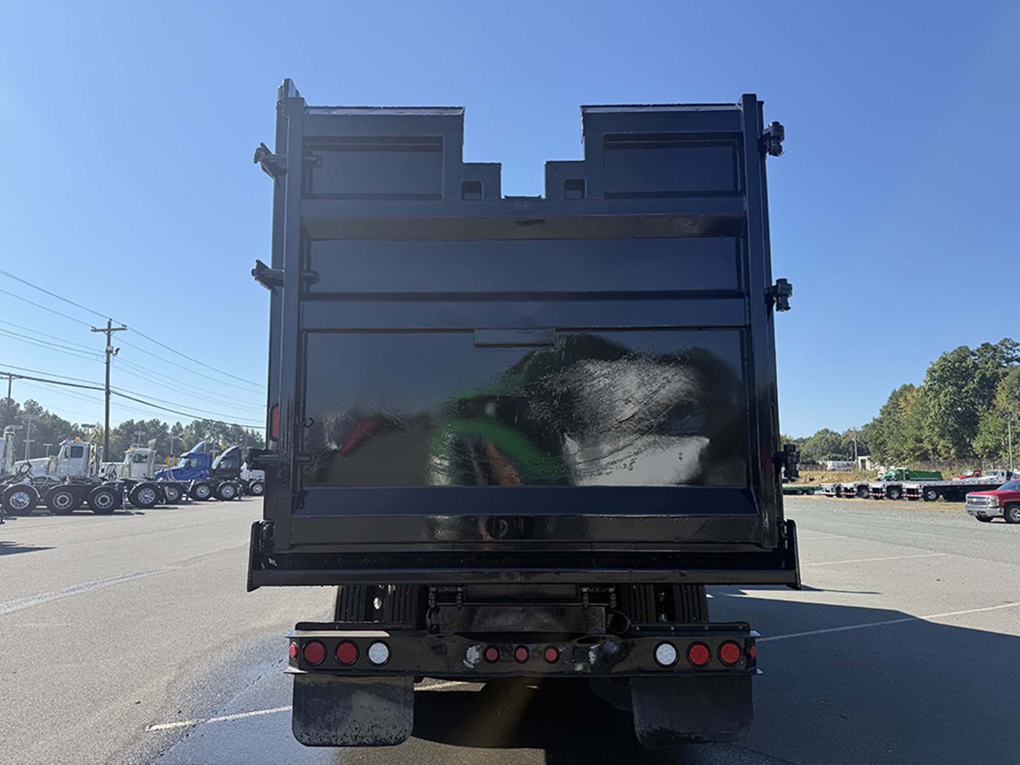 2020 Volvo VHD 1791904979271 2020 Volvo VHD 1791904979271