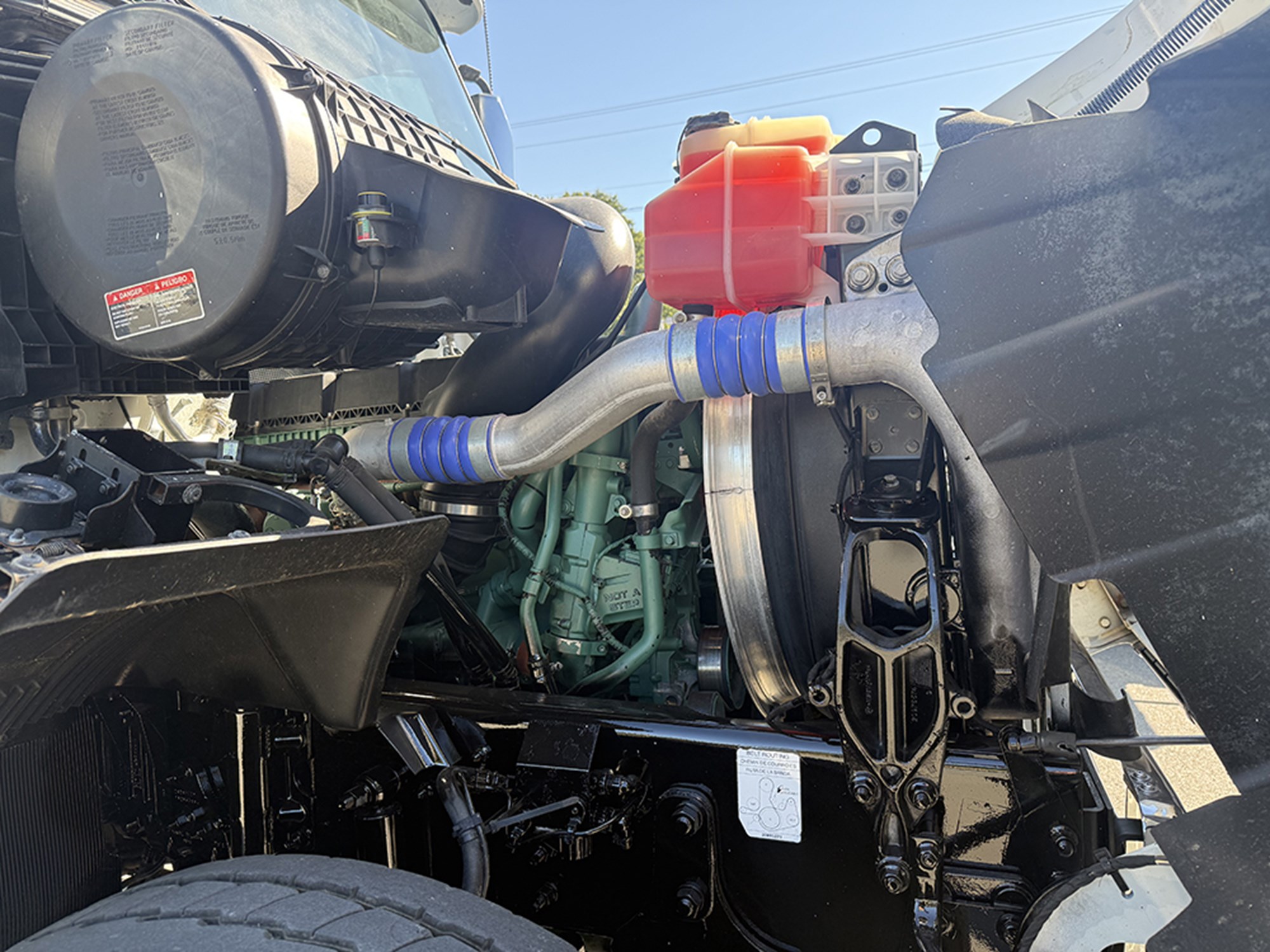 2020 Volvo VHD 1791904981255 2020 Volvo VHD 1791904981255