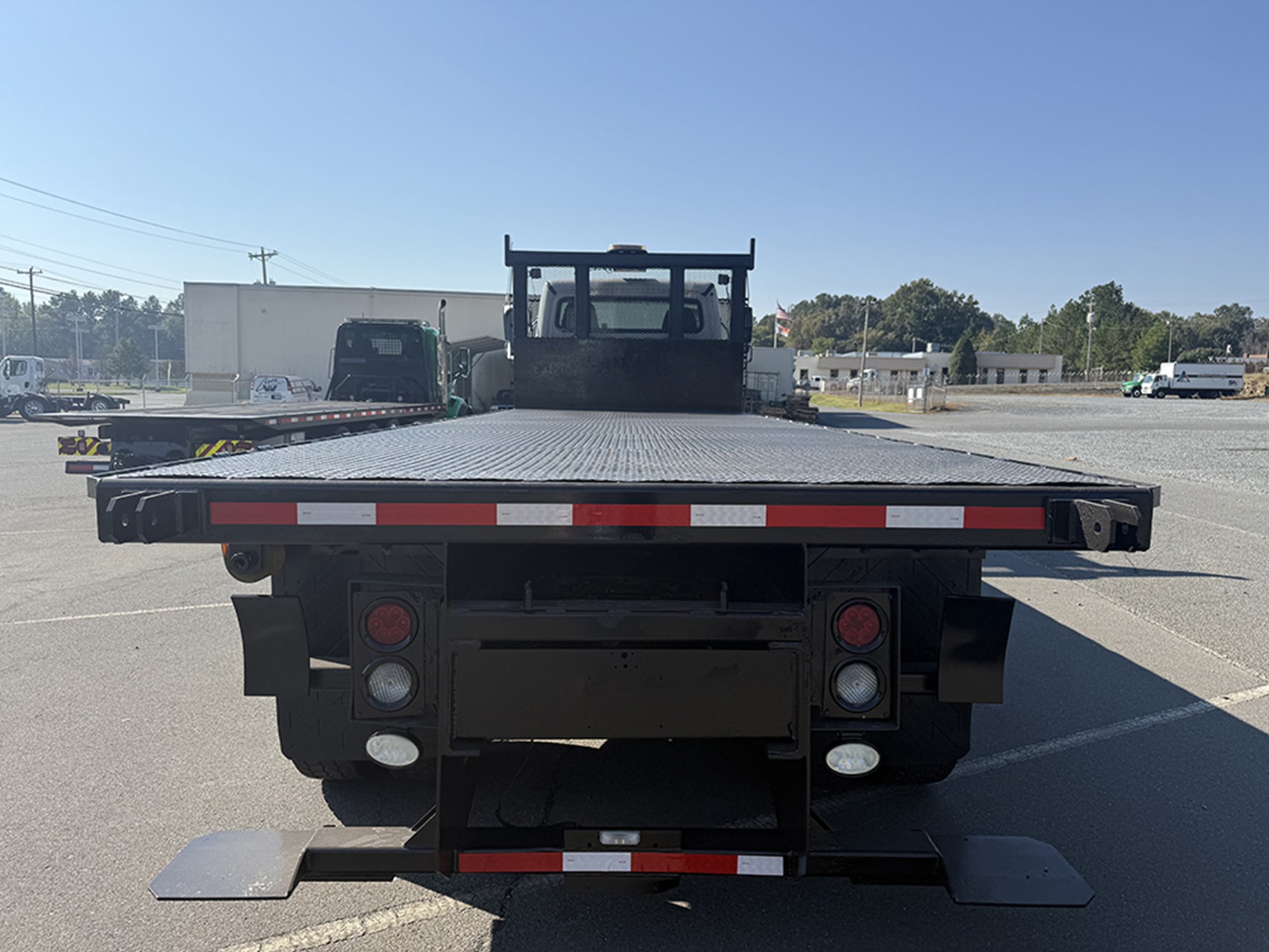 2018 Freightliner 114SD 2018 Freightliner 114SD - image 5 of 6